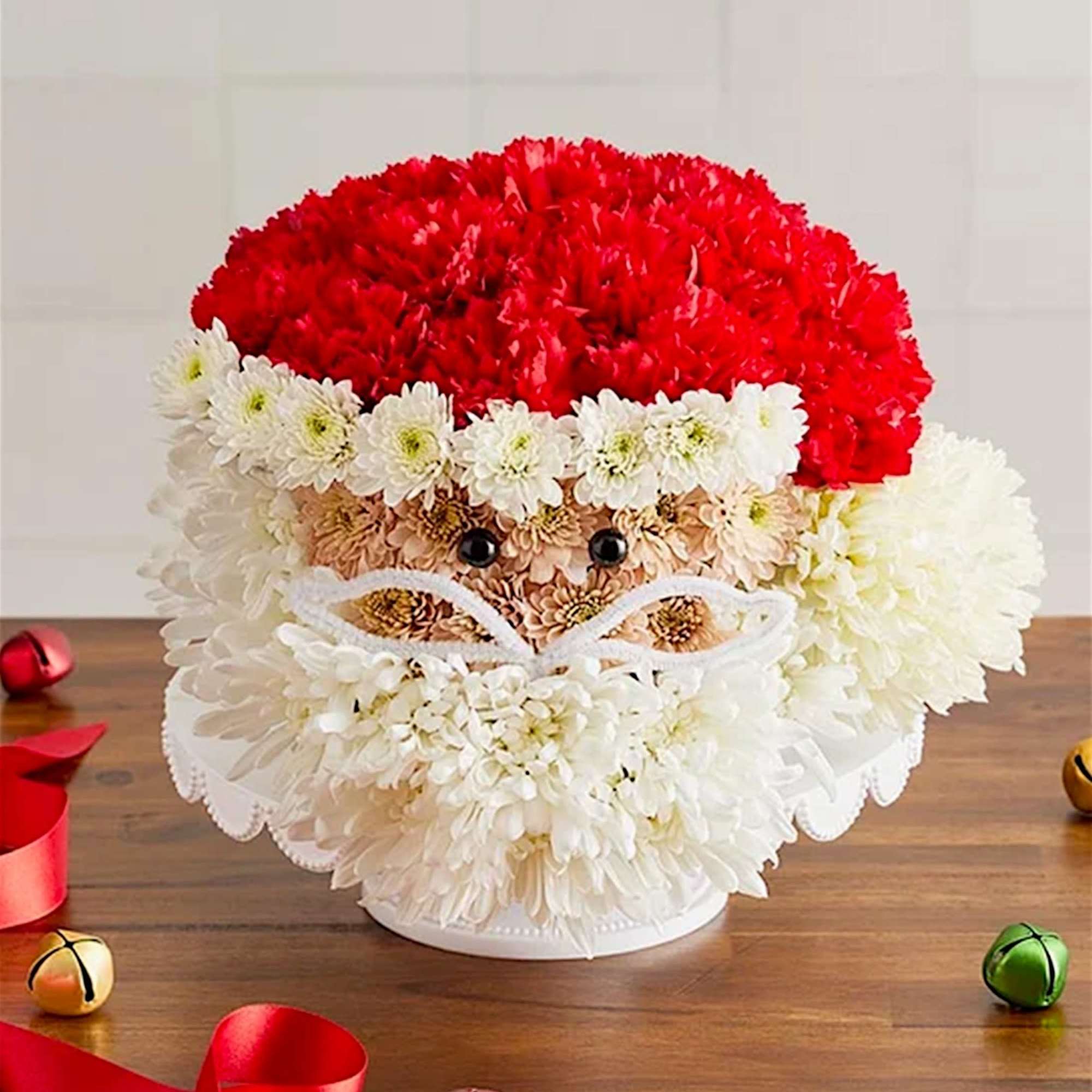 Here&rsquo;s a jolly holiday favorite that really takes the cake! Our one-of-a-kind, photo 2 of 6