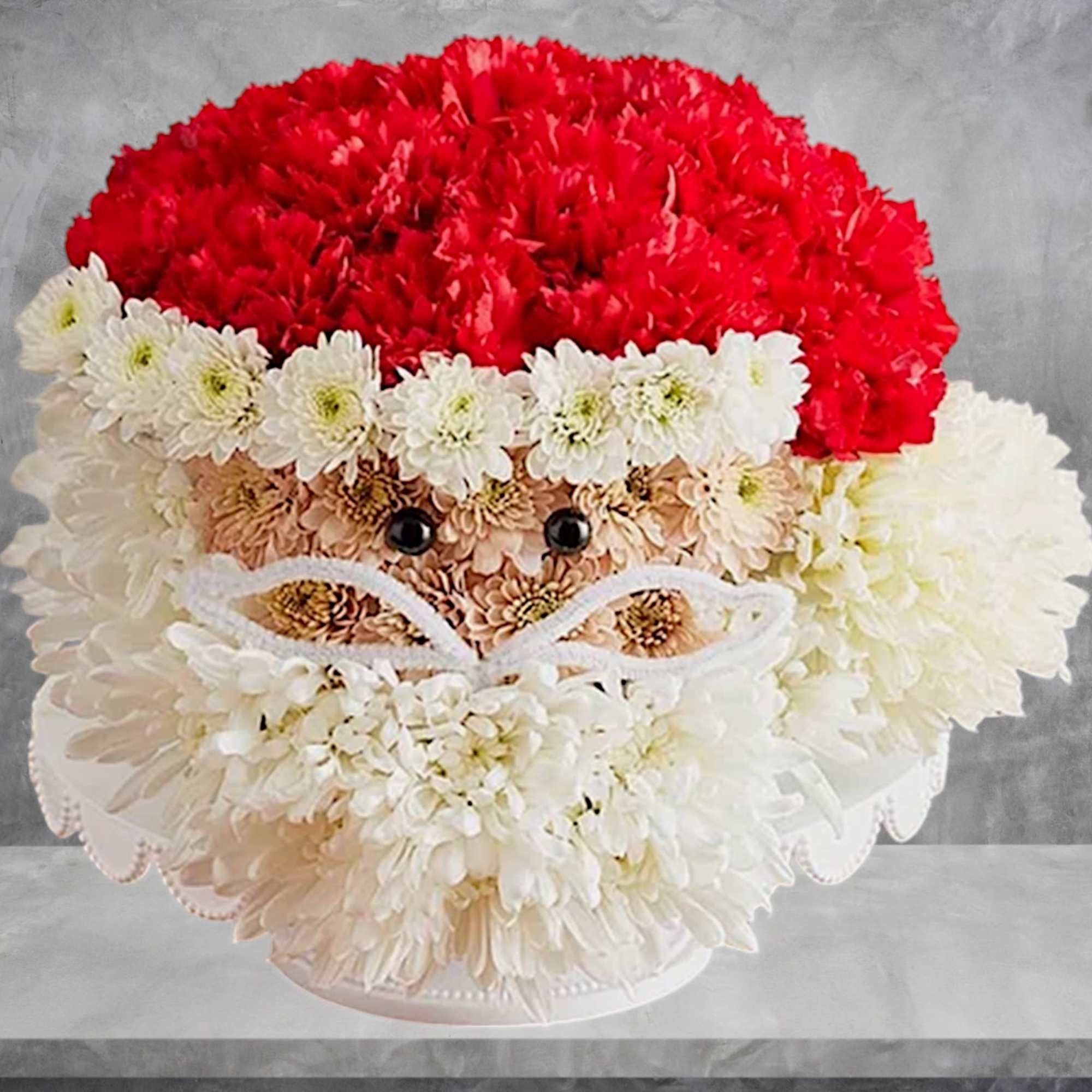 Here&rsquo;s a jolly holiday favorite that really takes the cake! Our one-of-a-kind, photo 4 of 6