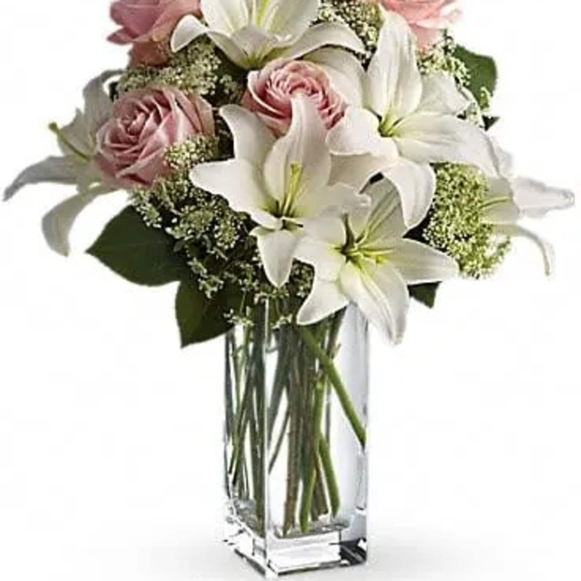 Heavenly hues and pretty petals are in perfect harmony in this gorgeous