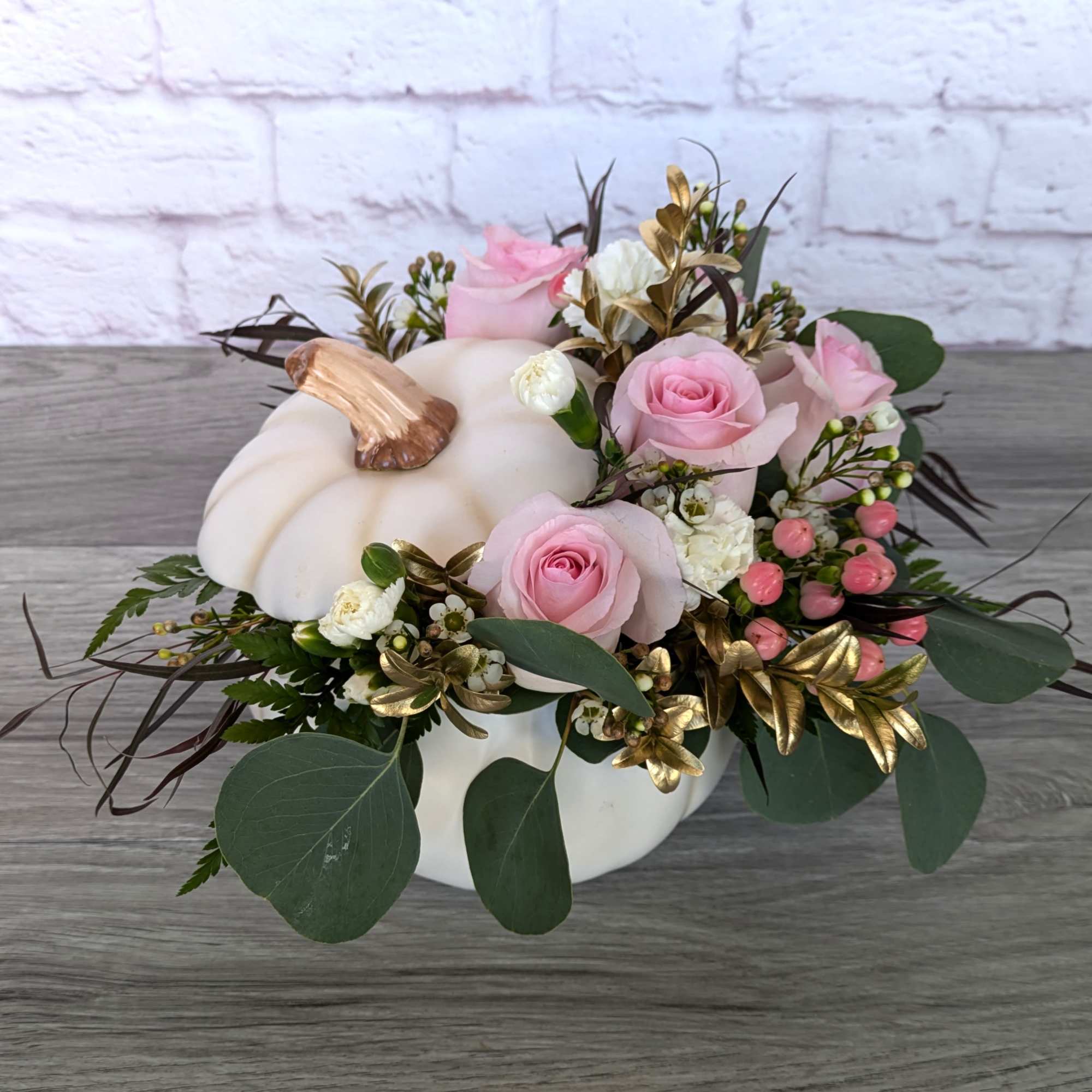 Pink Carriage is A Ladybug exclusive bouquet inspired by a certain, non-specific
