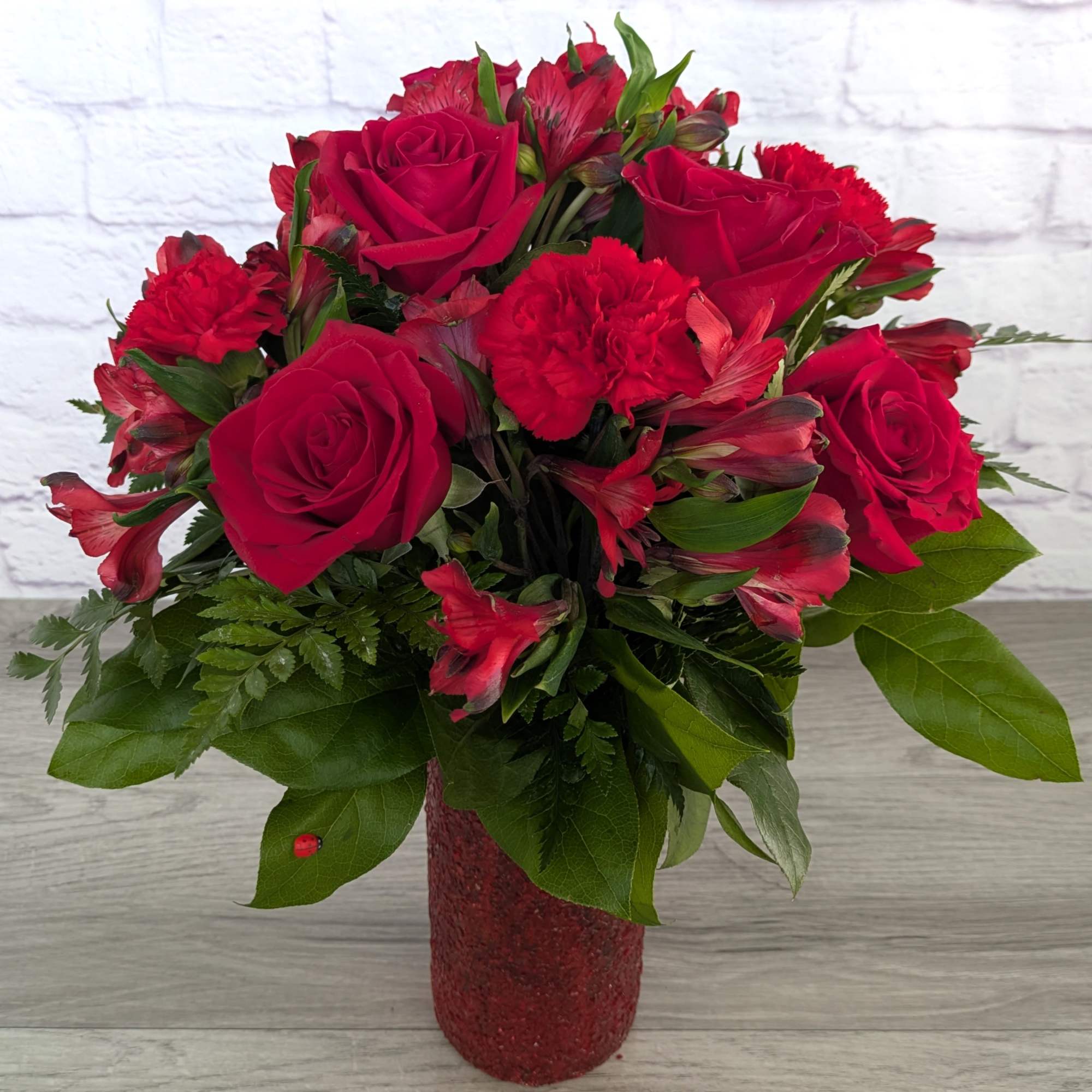 Hearts and Kisses is A Ladybug Floral exclusive bouquet. This bouquet includes