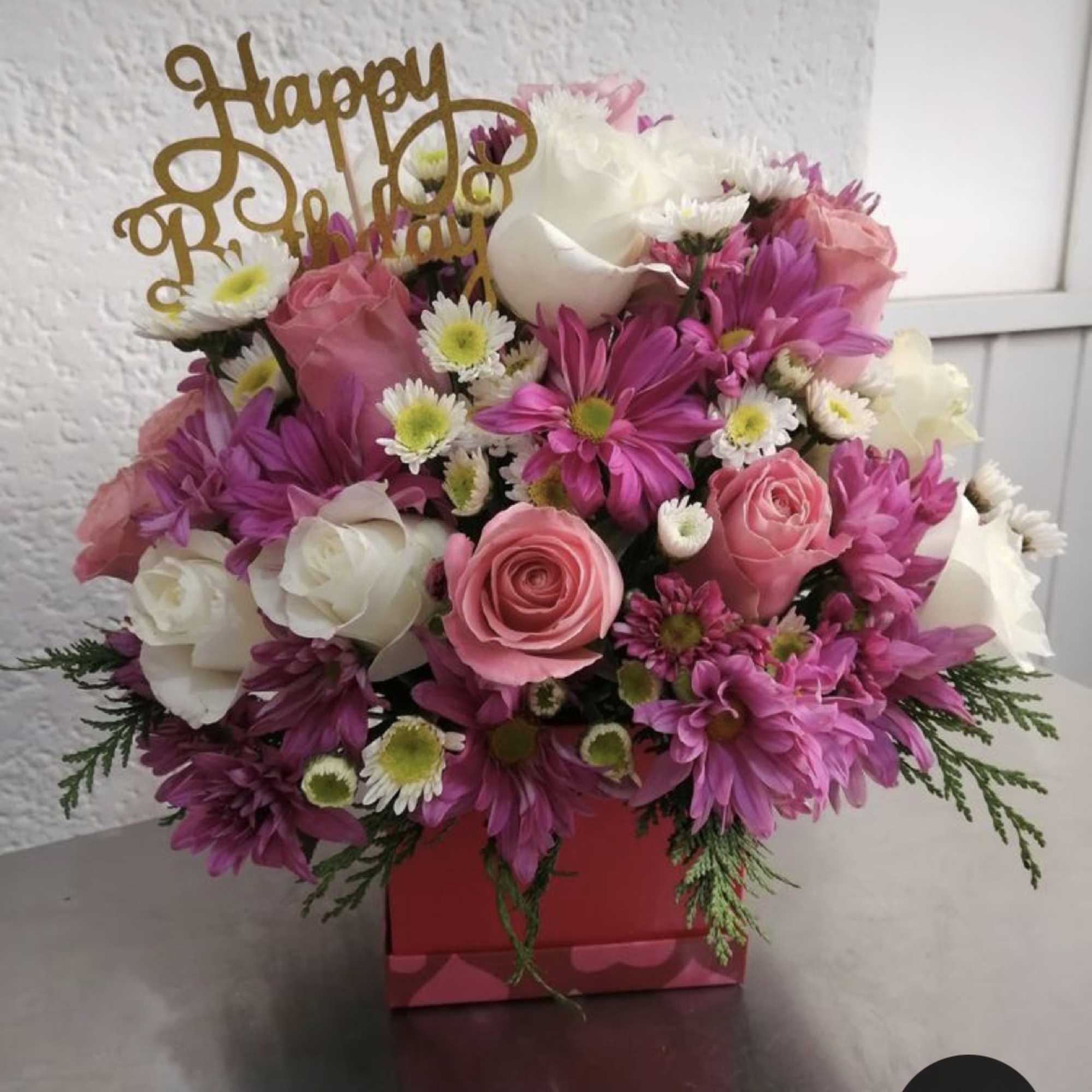 mixed flowers,cahnge card special ocassion. Aniversary, happy mothers Day, Im sorry, 