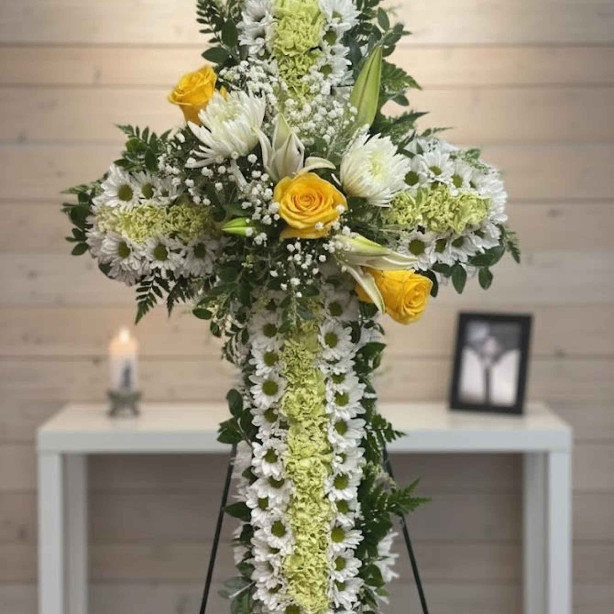 Standing floral cross with white daisies and yellow roses, photo 2 of 3