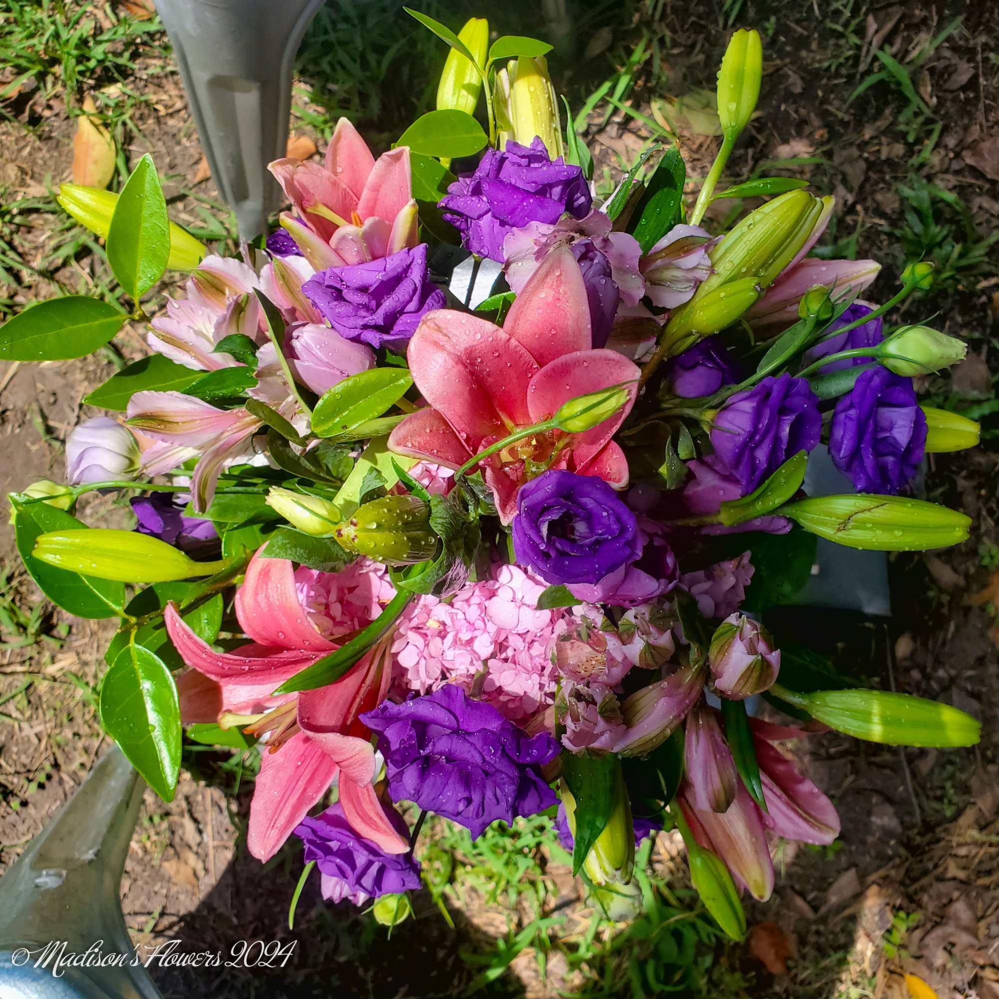 An assortment of fresh lilies and accompanying accents flowers. We will choose, photo 2 of 2