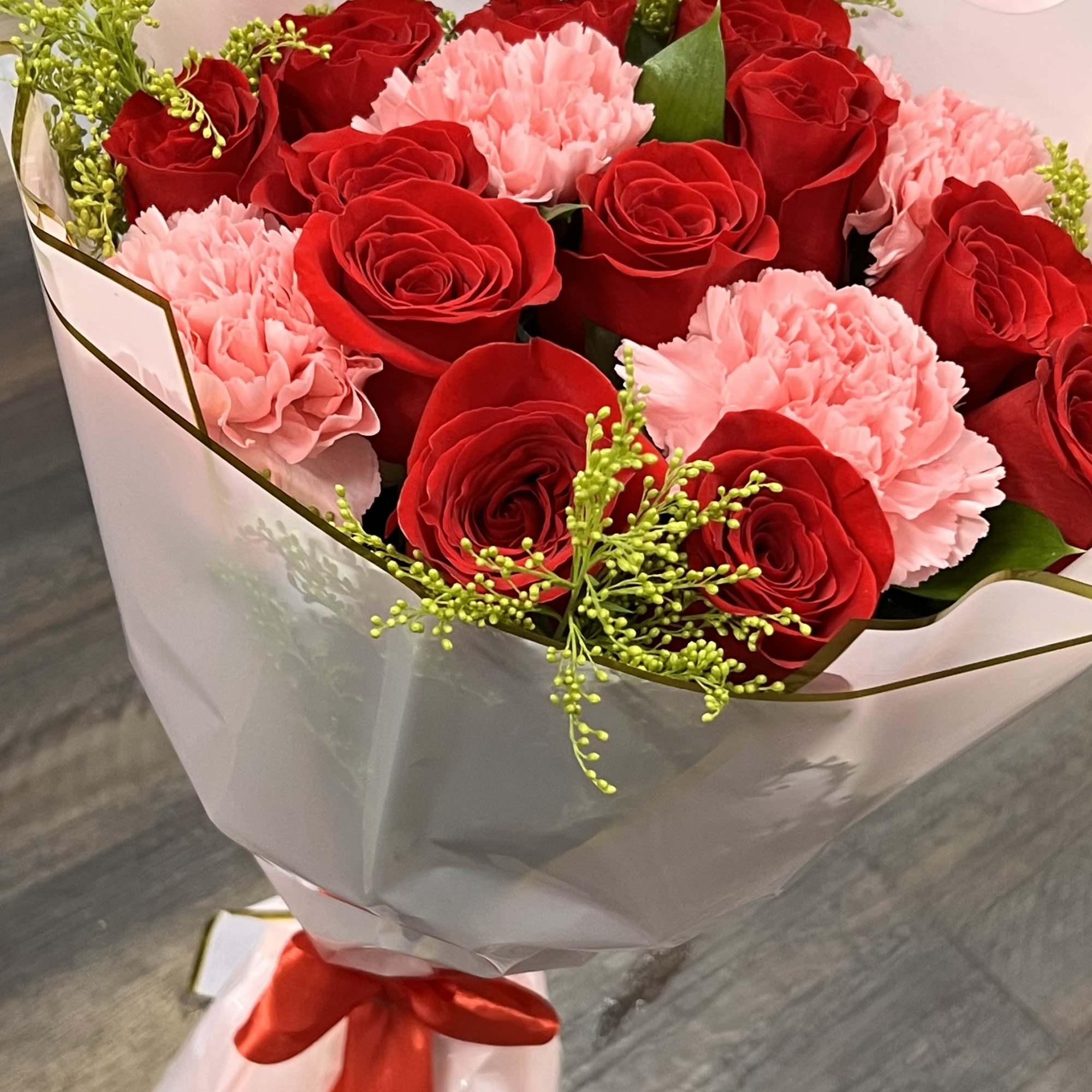 Beautiful Bouquet With Red Roses And Pink Carnations , photo 2 of 2