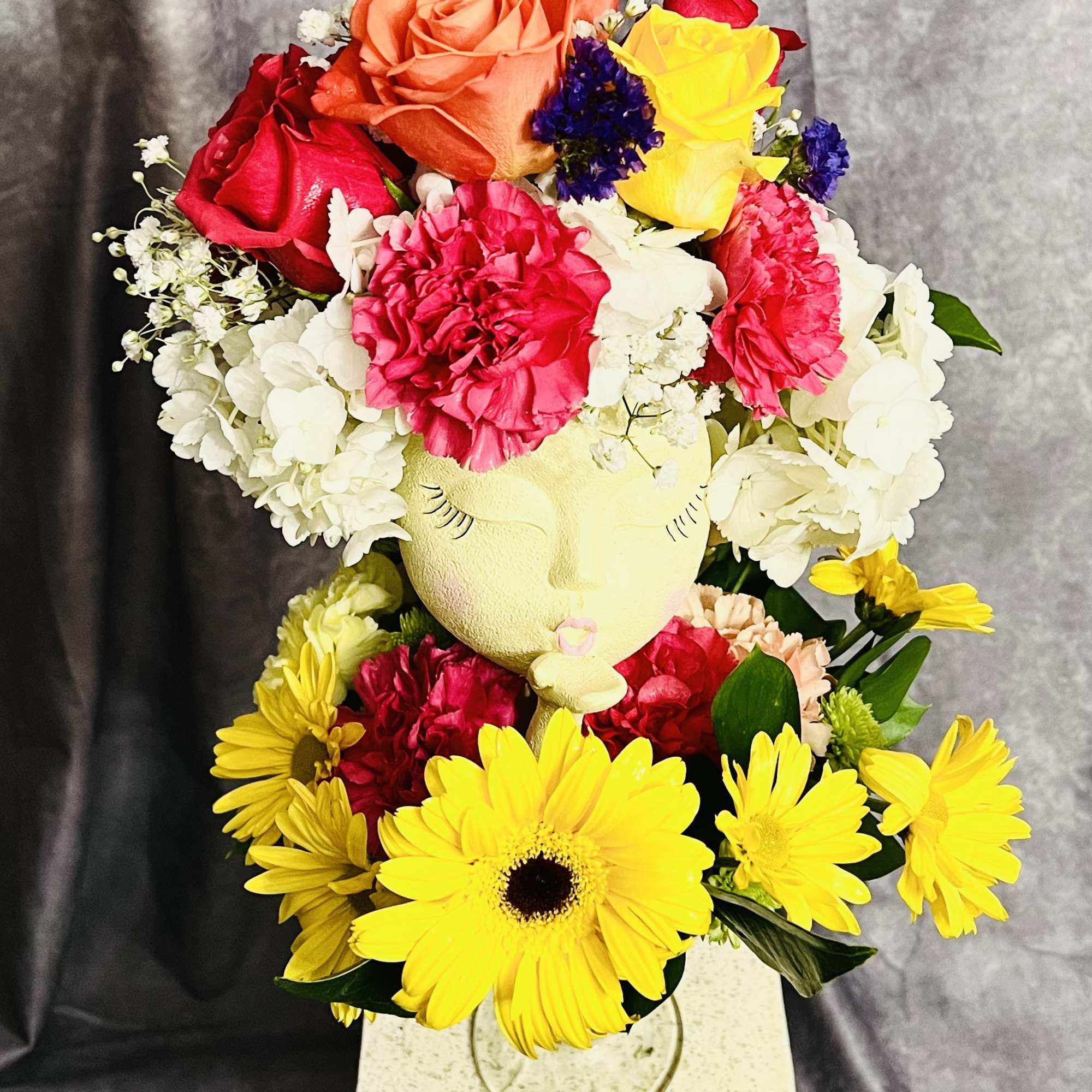 Send our your love and kisses to your love one with our