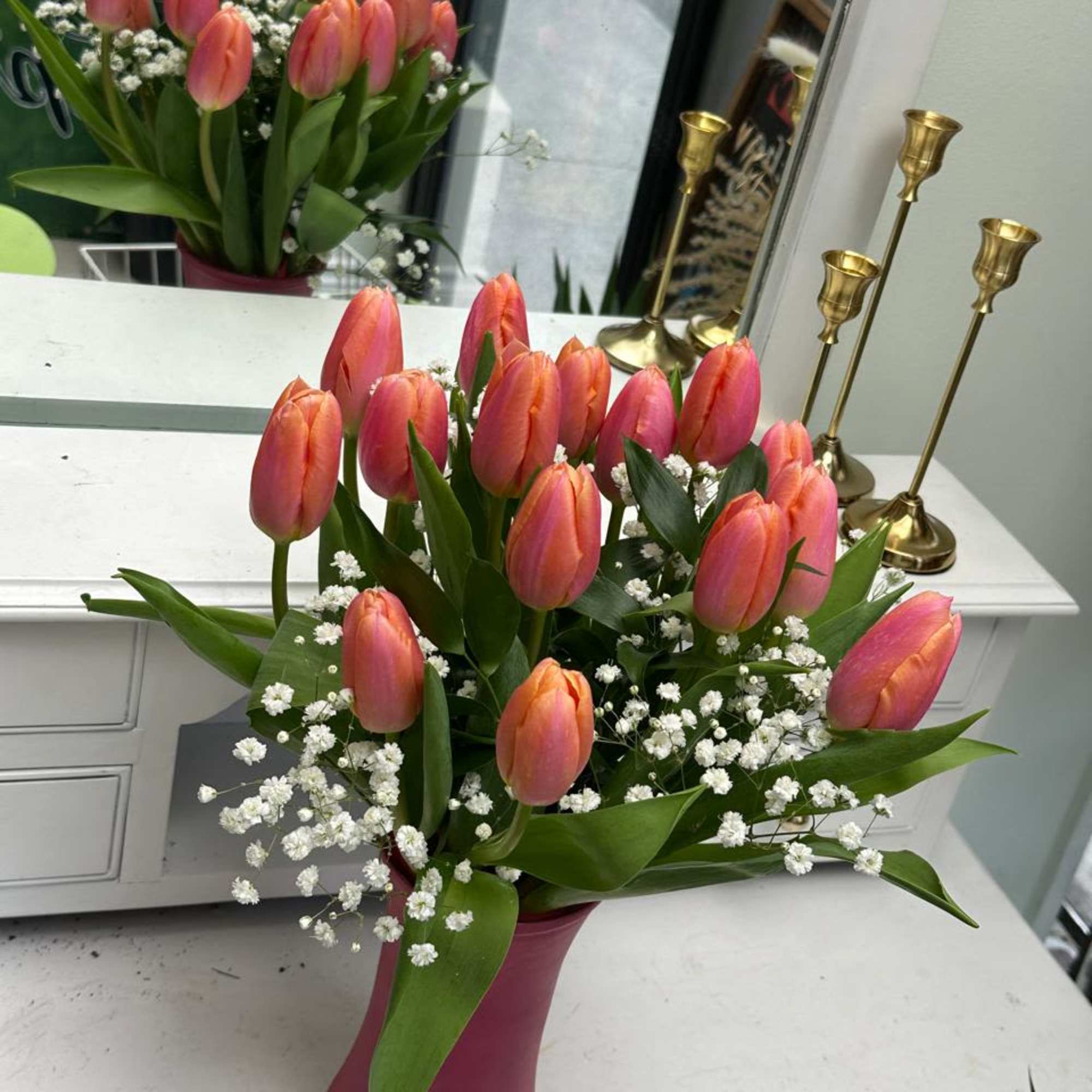 Ideal for everyday gifting, springtime gestures, or milestone moments that call for