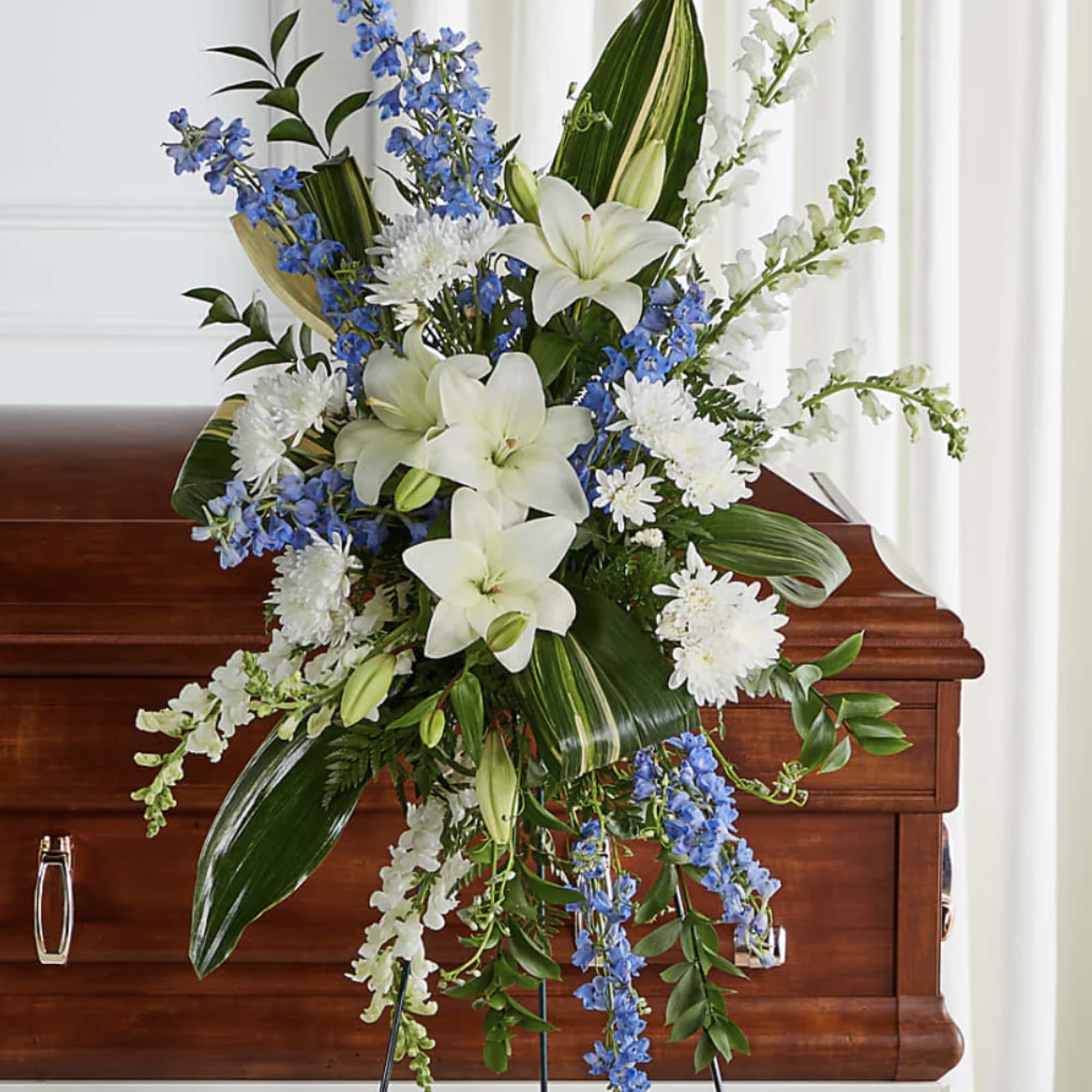 Honor a cherished life with the timeless elegance of Heaven's Promise Standing
