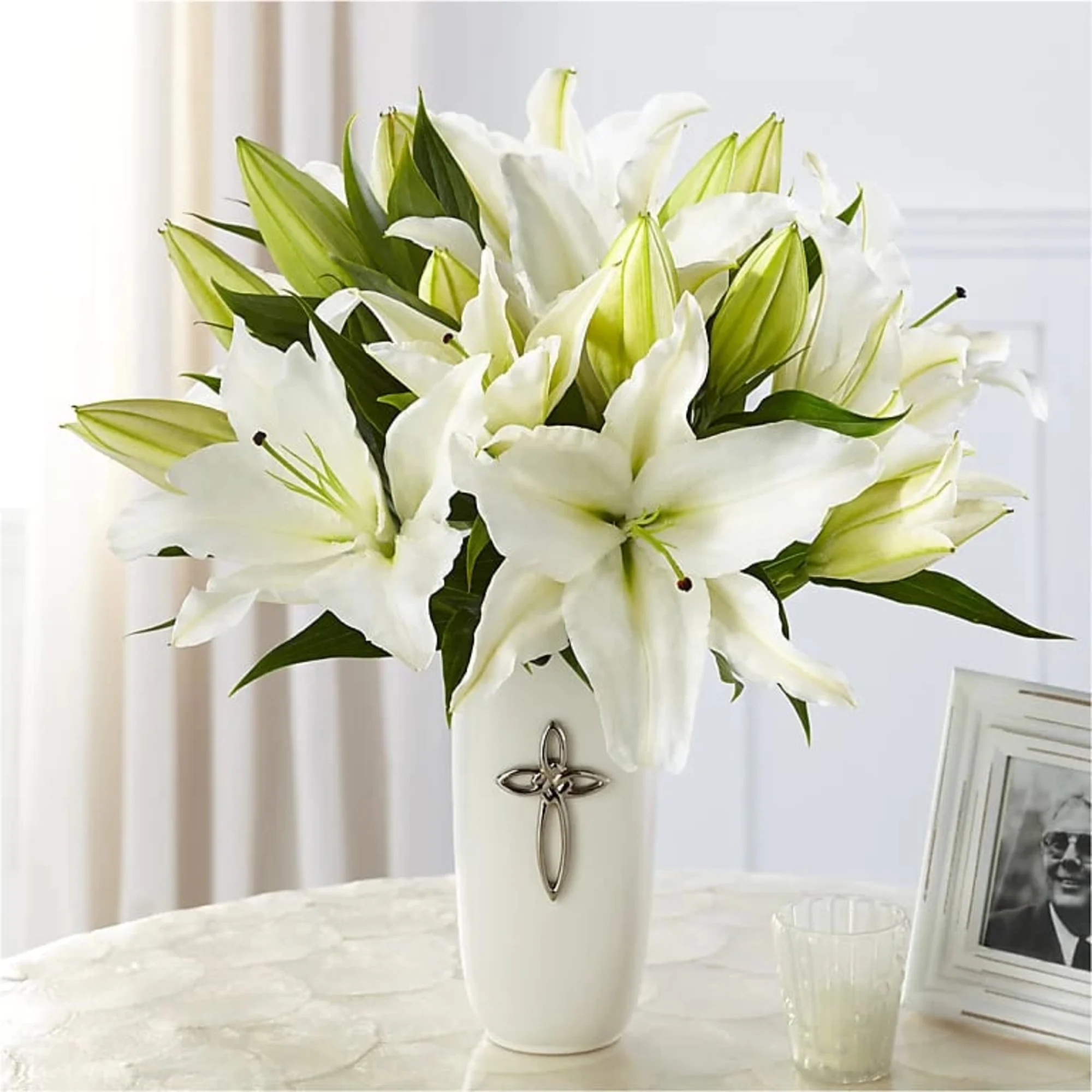 The Faithful Blessings Bouquet is an incredible way to celebrate a communion