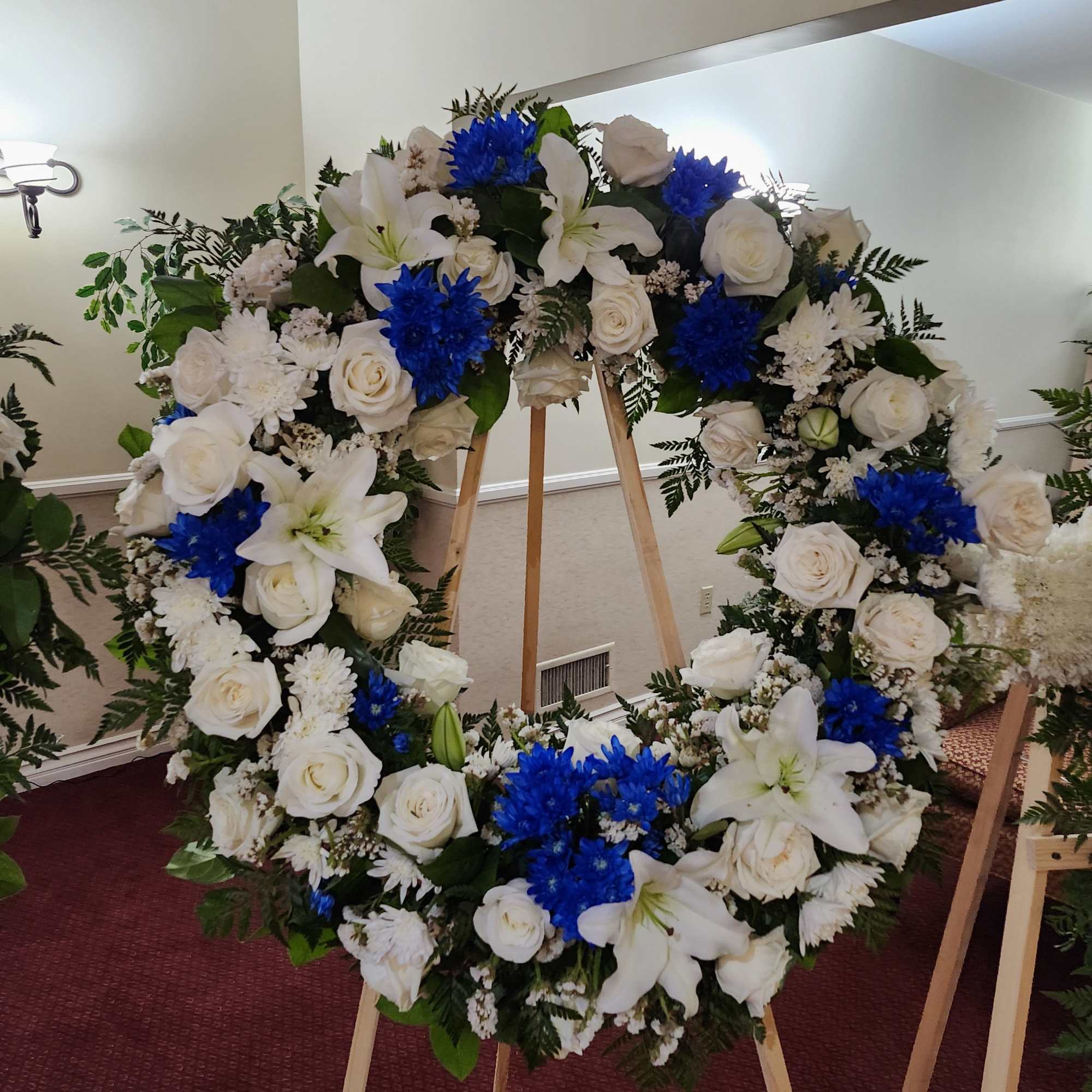 Large blue and white sympathy wreath. Perfect for a male's services. It, photo 2 of 2