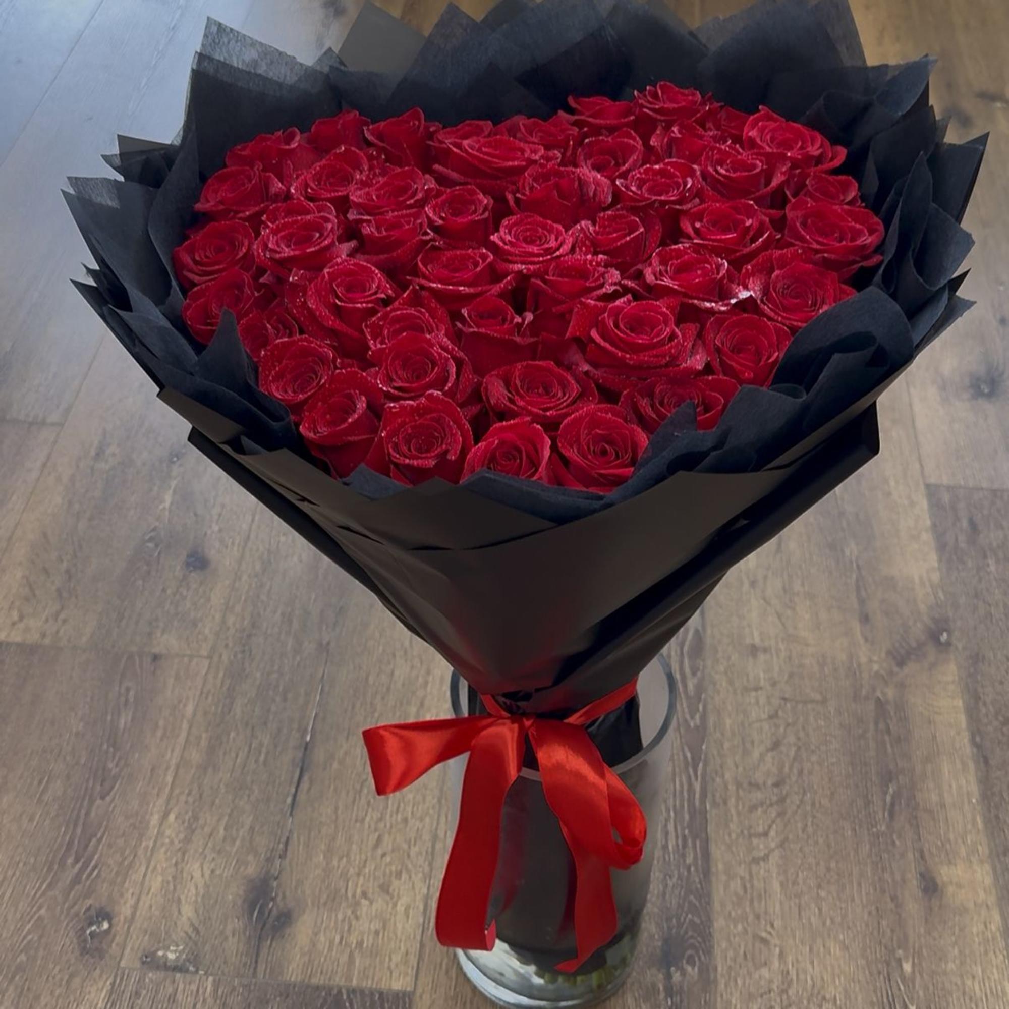 Corazon De Rosas (Heart of roses) is a romantic bouquet of 50, photo 2 of 2