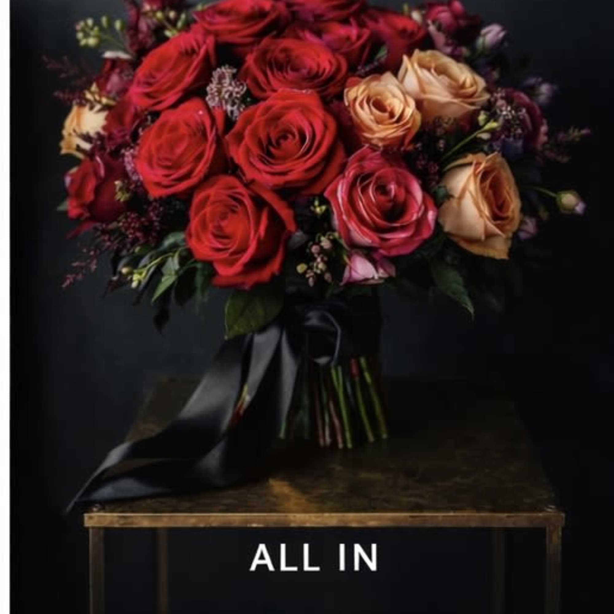FIRST KISS

Soft, airy, and romantic.
A bloom-forward hand-tied bouquet featuring Pink Expression and
