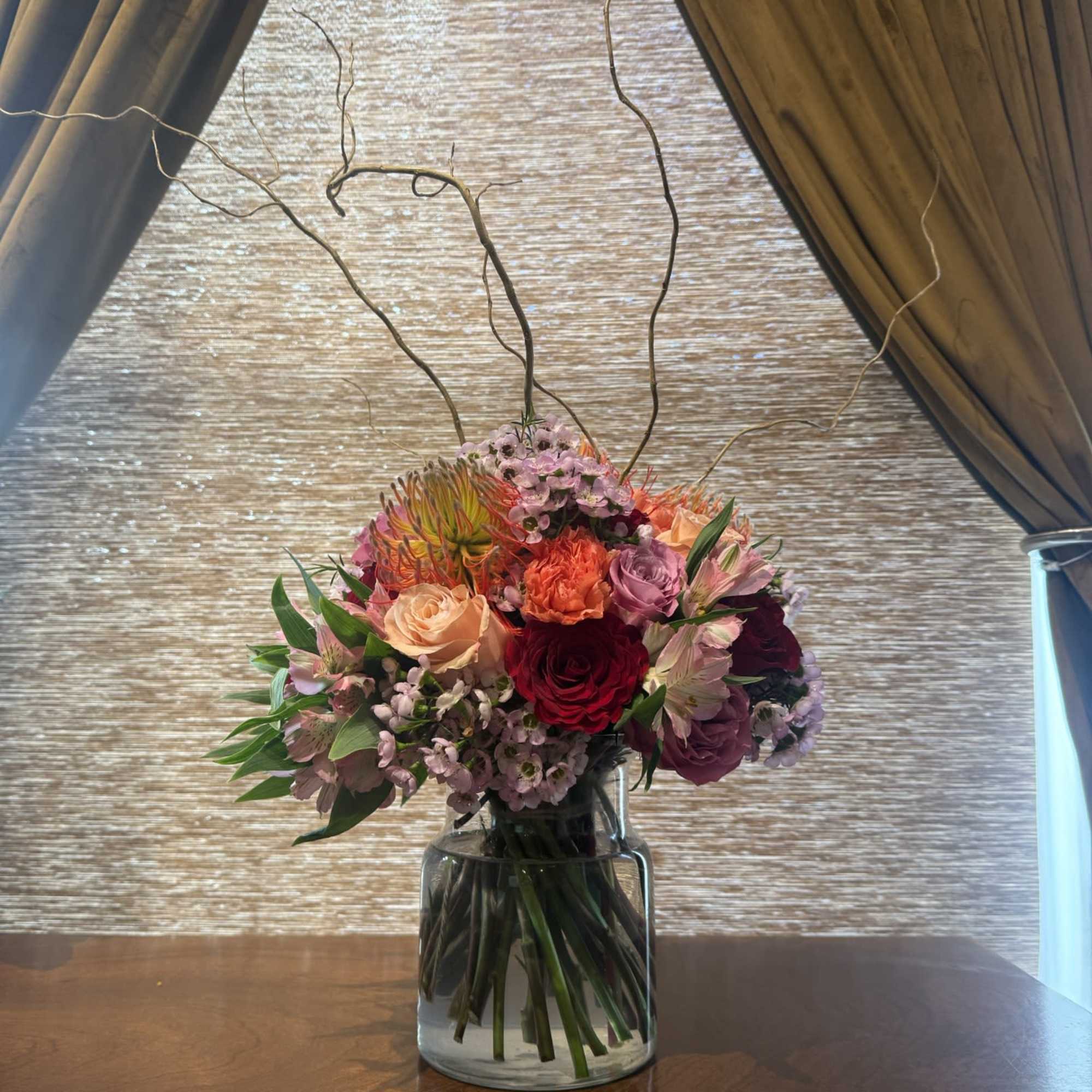 A dramatic, high-impact statement designed to stop time.

Our most elevated Valentine&rsquo;s arrangement, photo 2 of 2