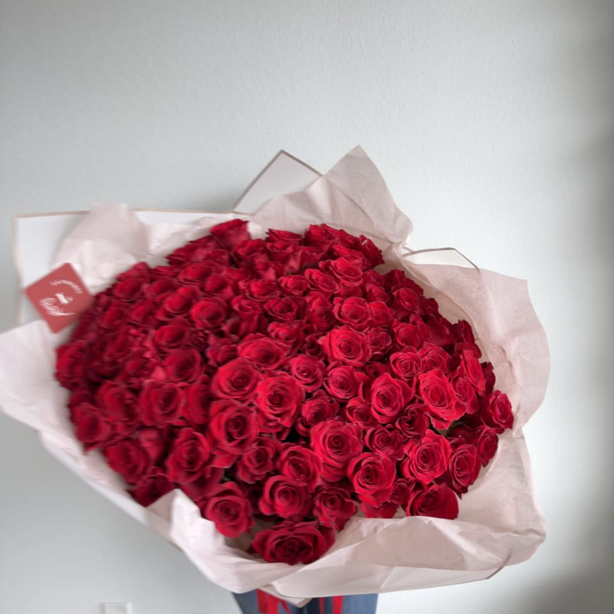 This spectacular bouquet will be perfect for you! 
Our hand tied bouquet, photo 2 of 3