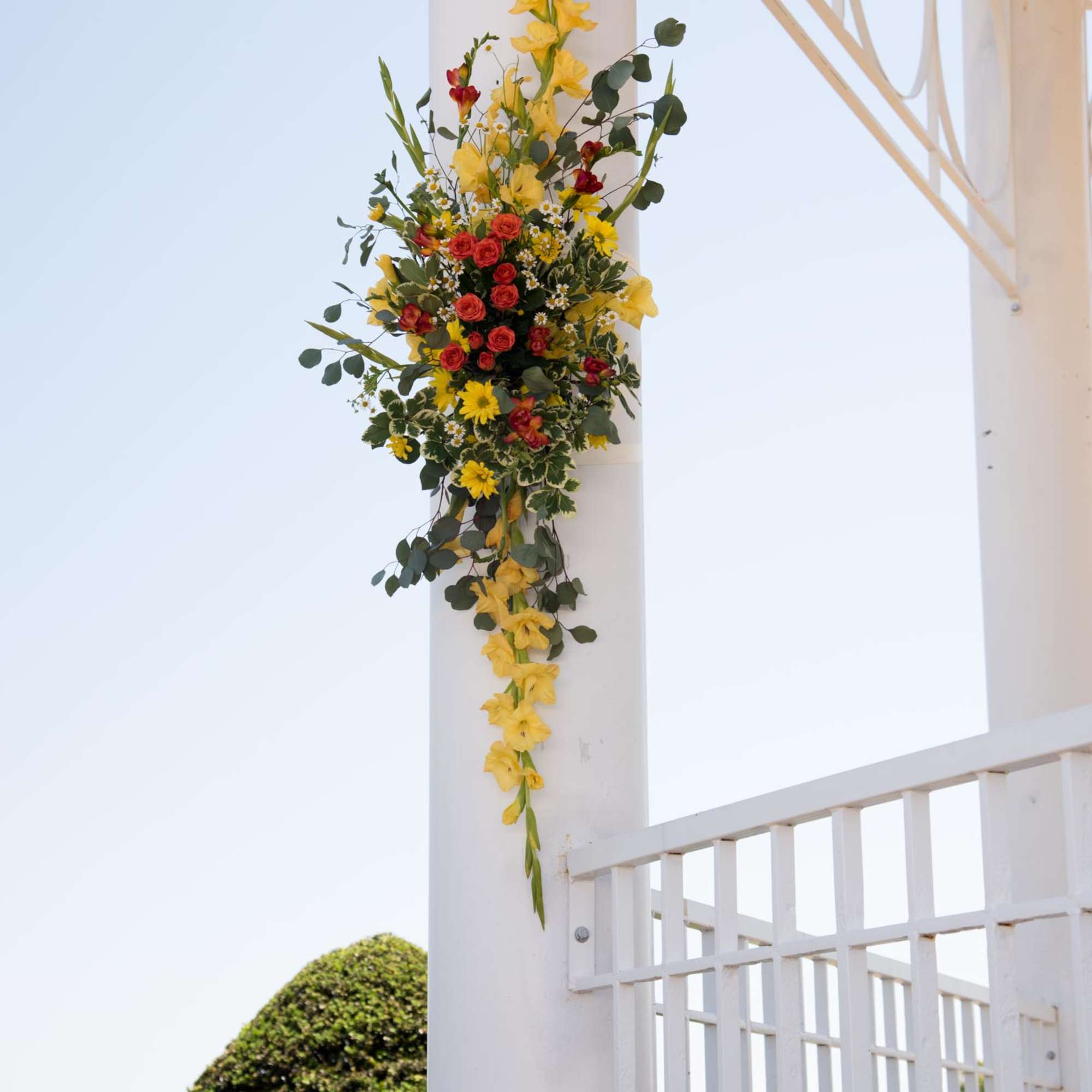 We will customize your fresh blooms to match the florals of 