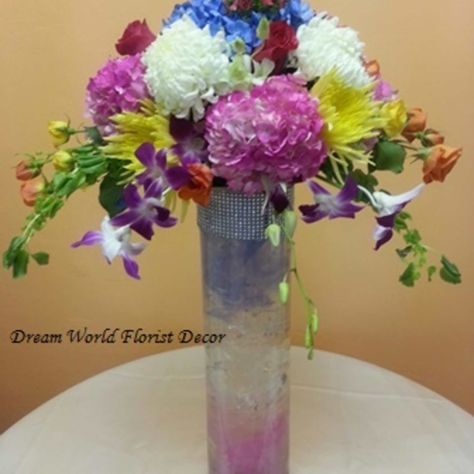 Enlighten someone&#039;s day with the gorgeous vase of blooming vibrancy