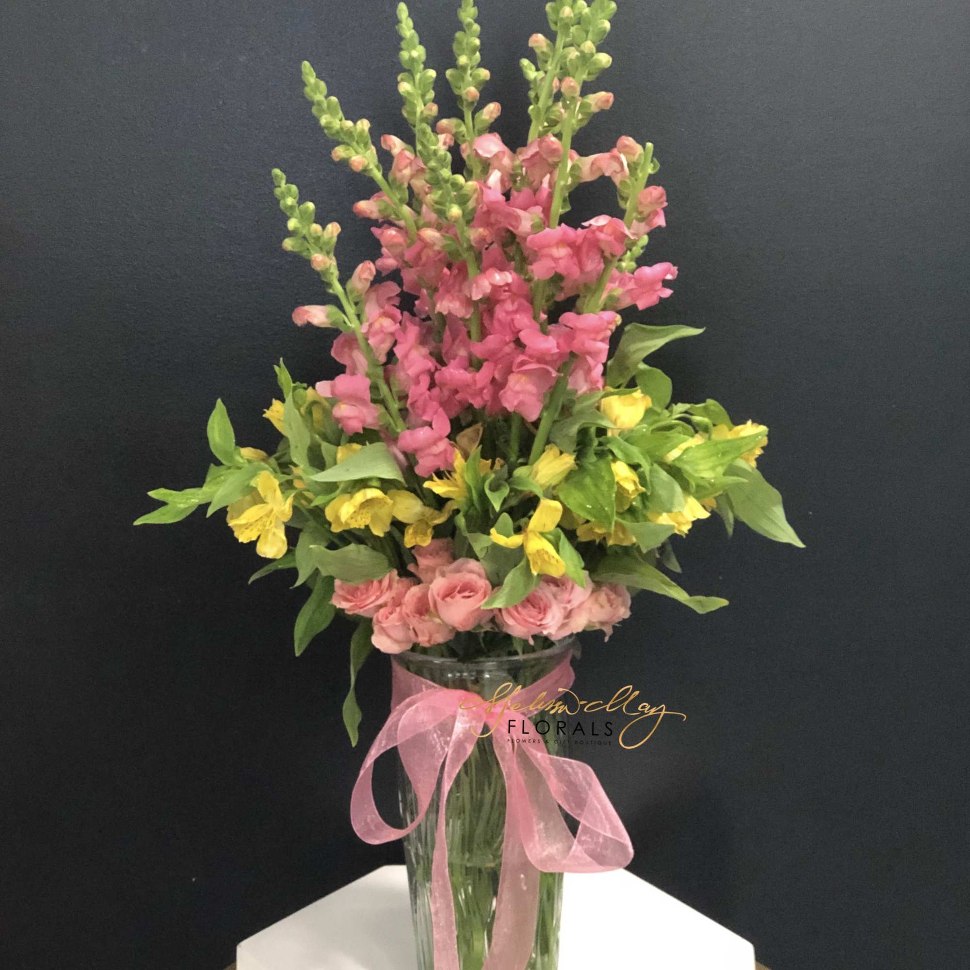 An arrangement to show you to always remember the good times. Cherish