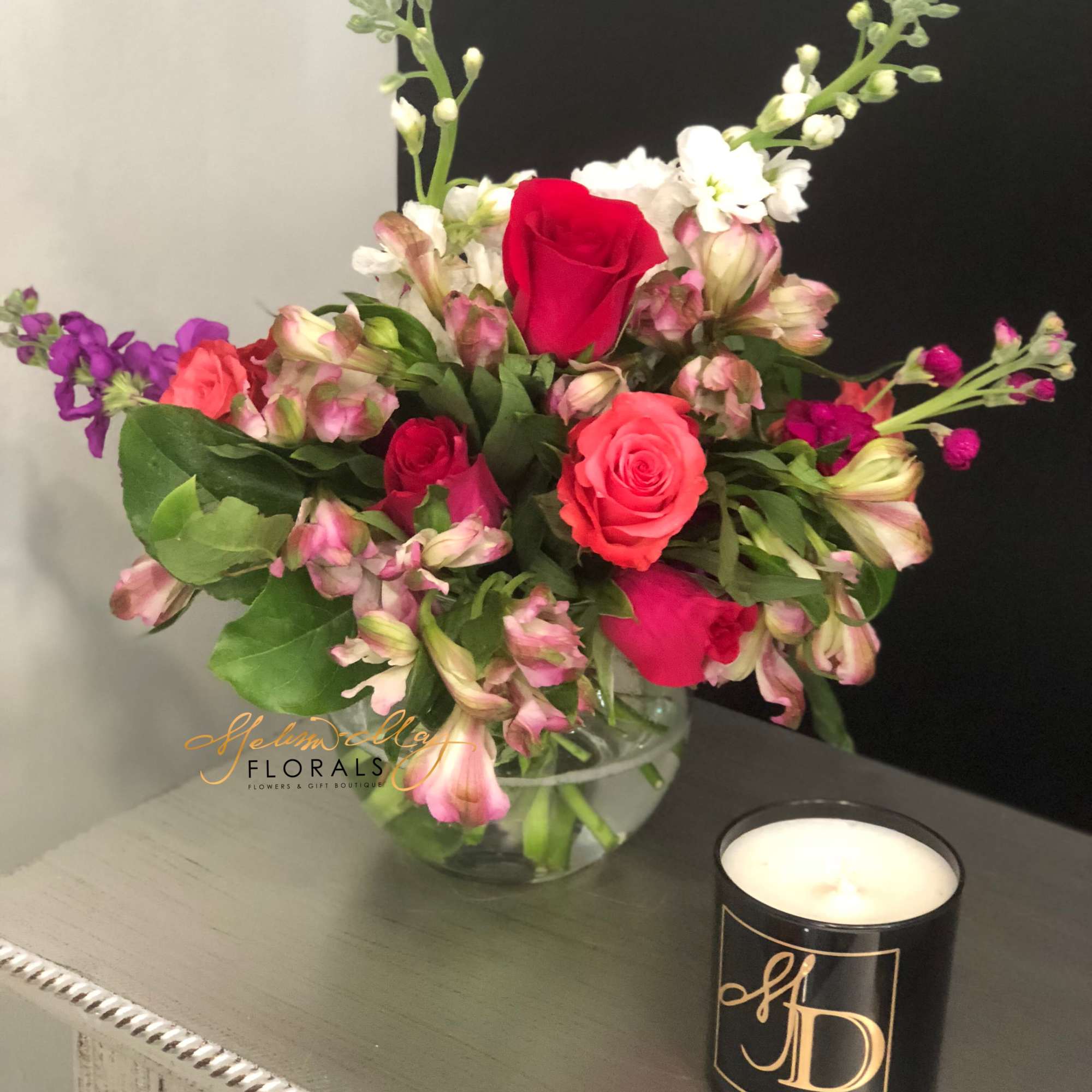 A pretty small arrangement for any girl to enjoy. A small piece