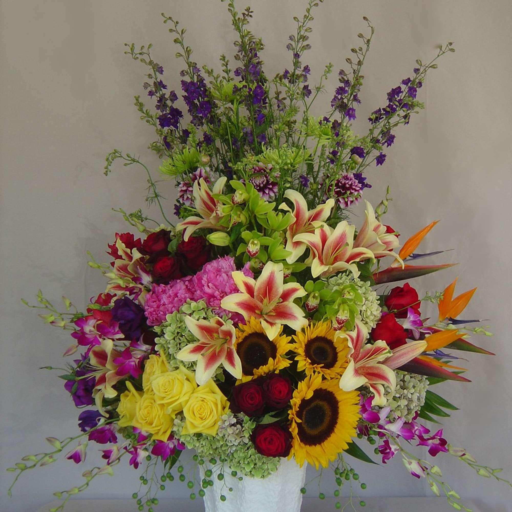 Pastel colors, mix of roses, lilies, hydrangeas, lisianthus.  Please see more Pastel colors, mix of roses, lilies, hydrangeas, lisianthus.  Please see more