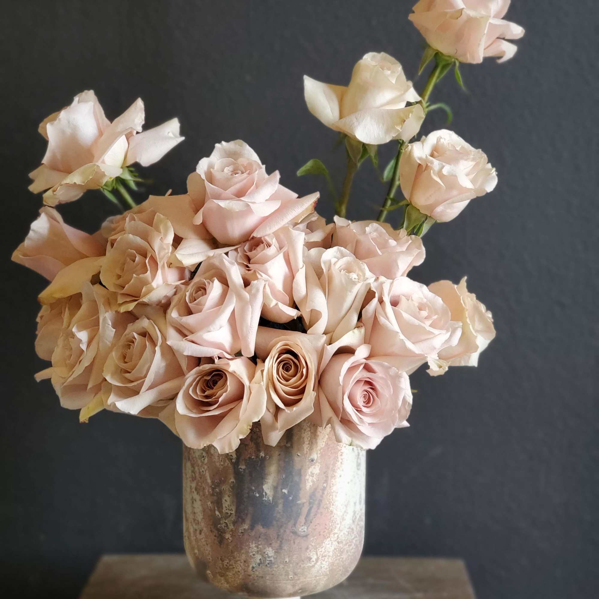 A modern and exquisite composition made with 25 of our fines premium