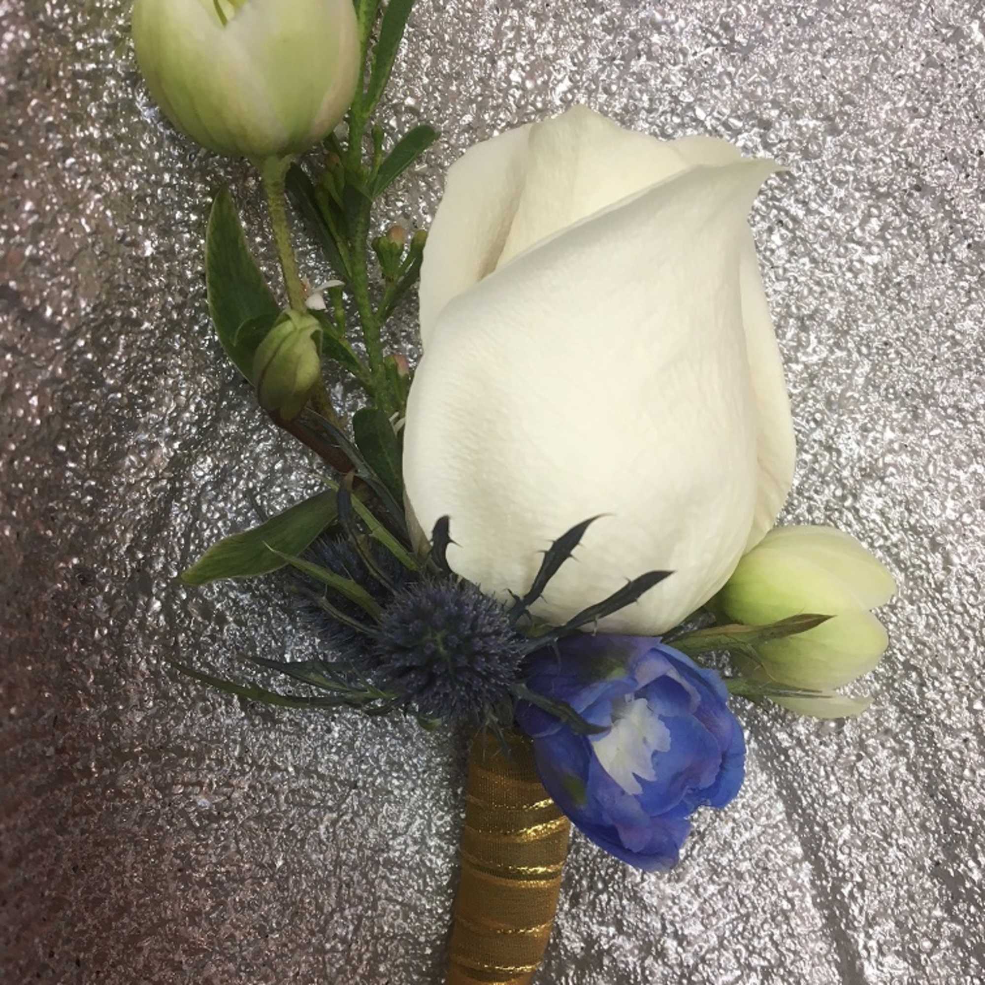 boutonniere