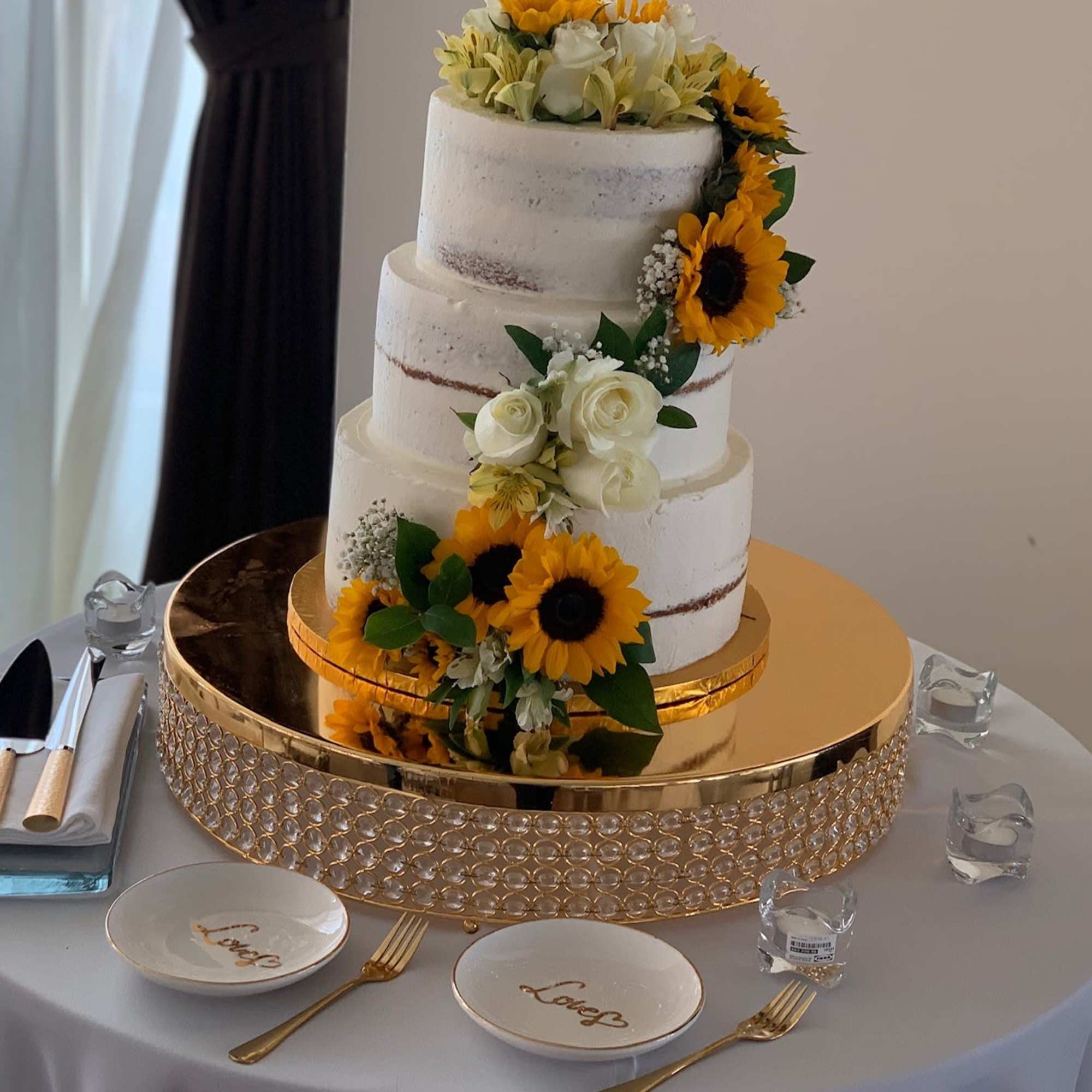 I offer decorating services of your own cake and with your flowers