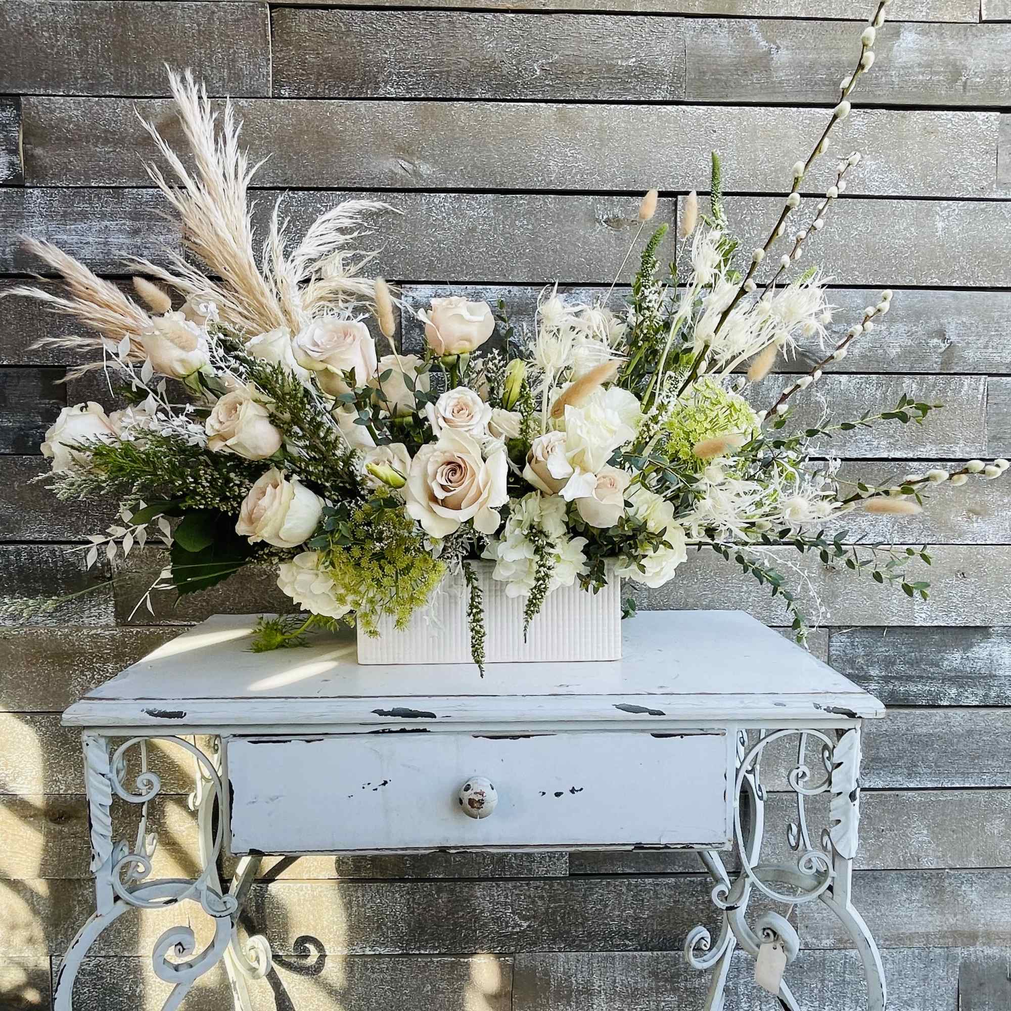 Beautifully stunning , above and beyond. Find the highest wow factor with Beautifully stunning , above and beyond. Find the highest wow factor with