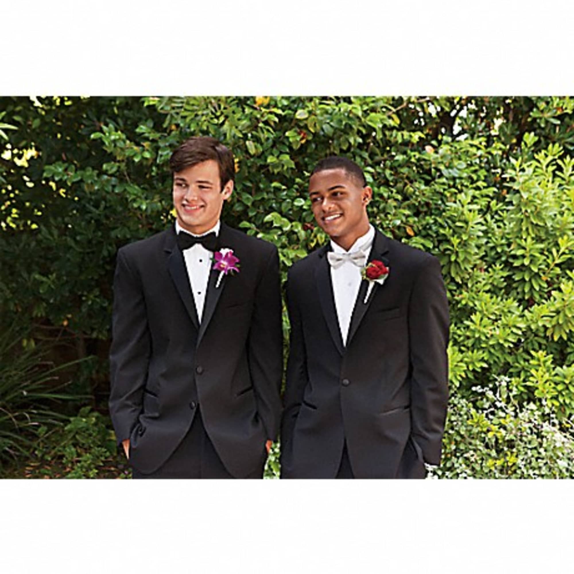 Nothing says romance like red roses.

Red roses and seeded eucalyptus. Approximately 3&quot;