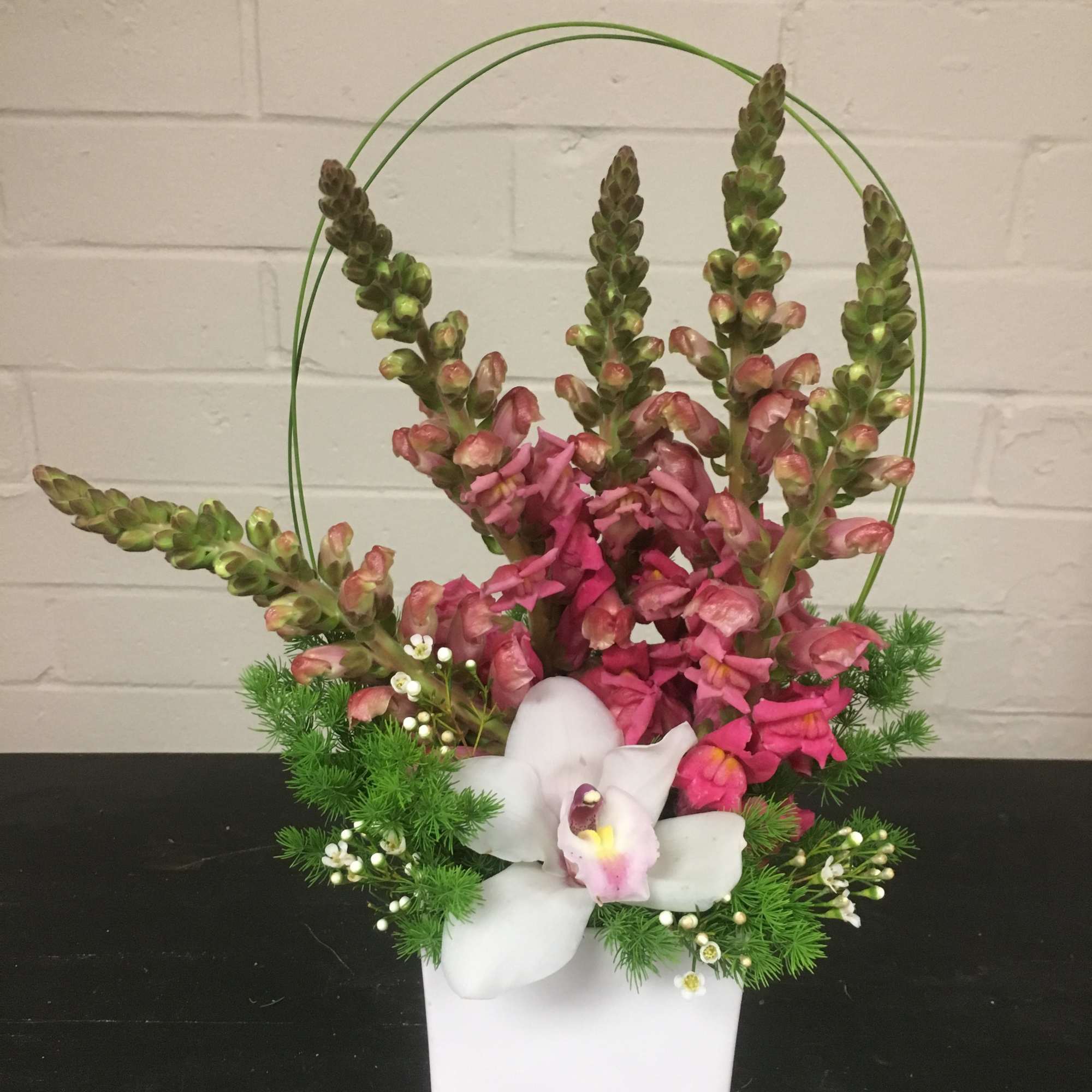 Approx Dimensions:  4L x 4W x 15H  Chic arrangement full