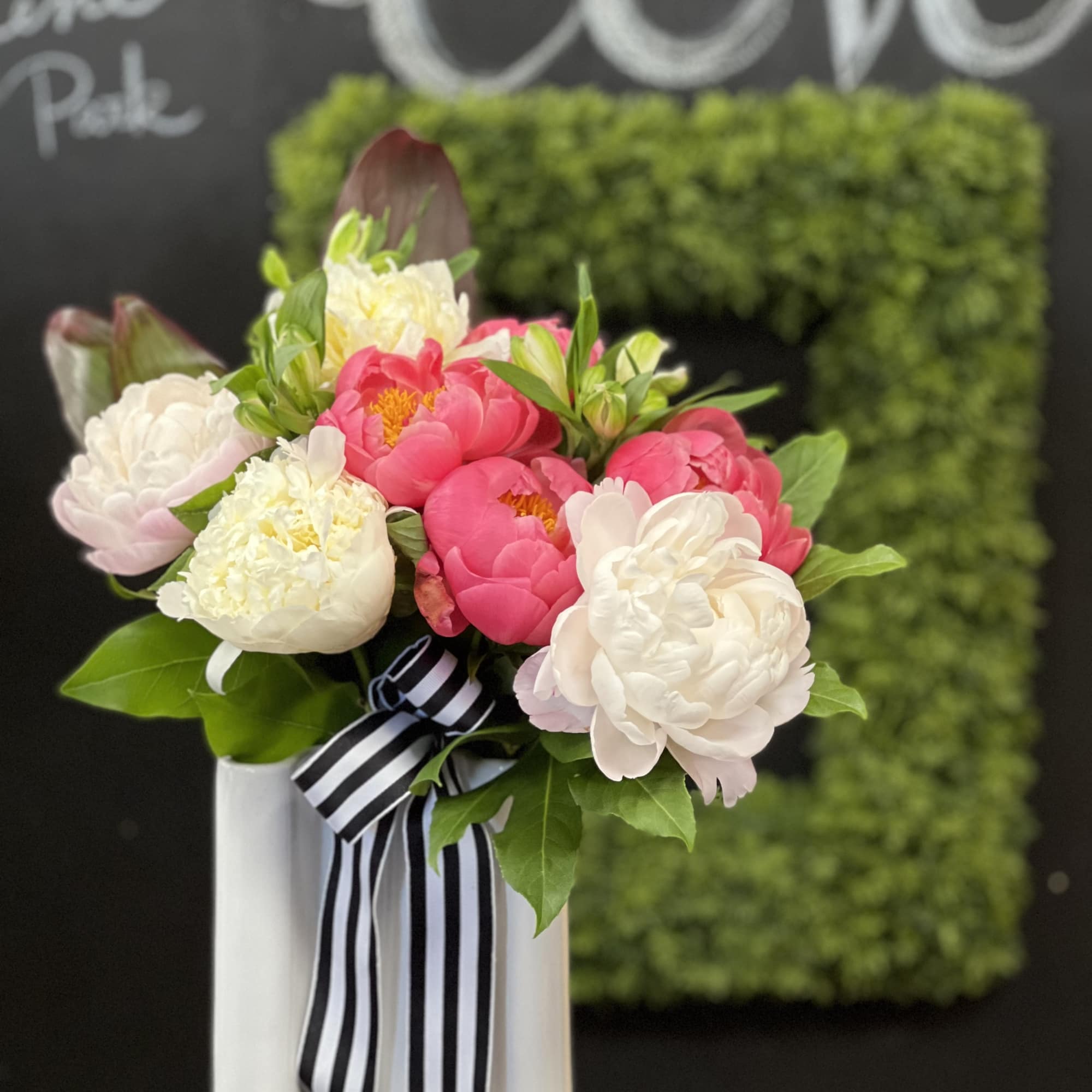 Simply stunning beautiful peonies arranged in containers Depends on the market price