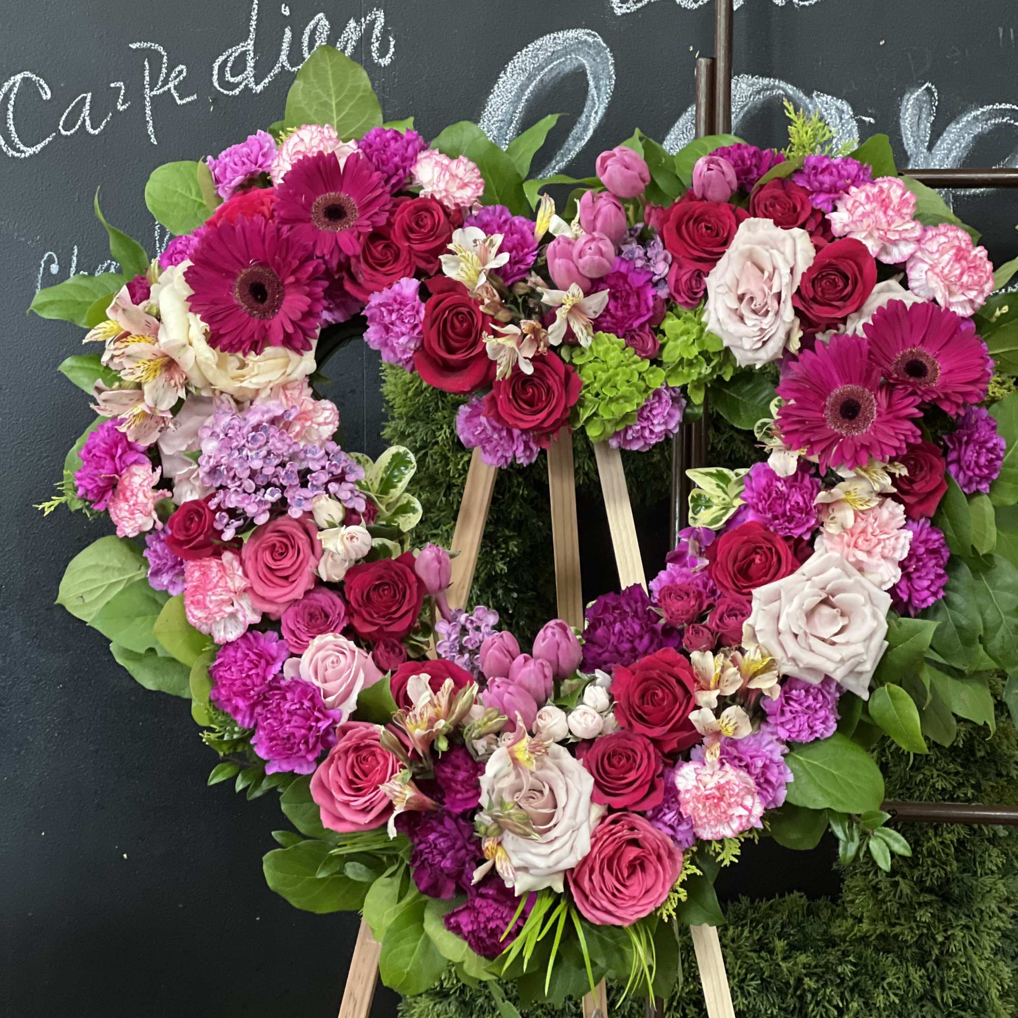 Funeral tribute Funeral tribute open heart in pink hue
(you can request 