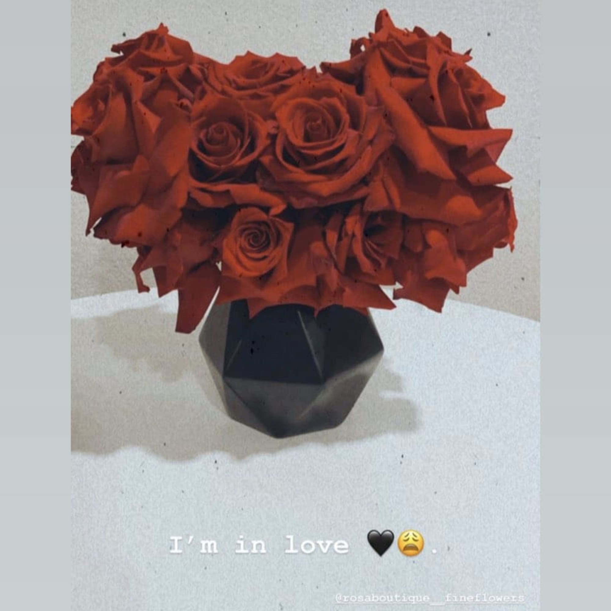 This elegant and romantic unique style is inspired by those gorgeous girls