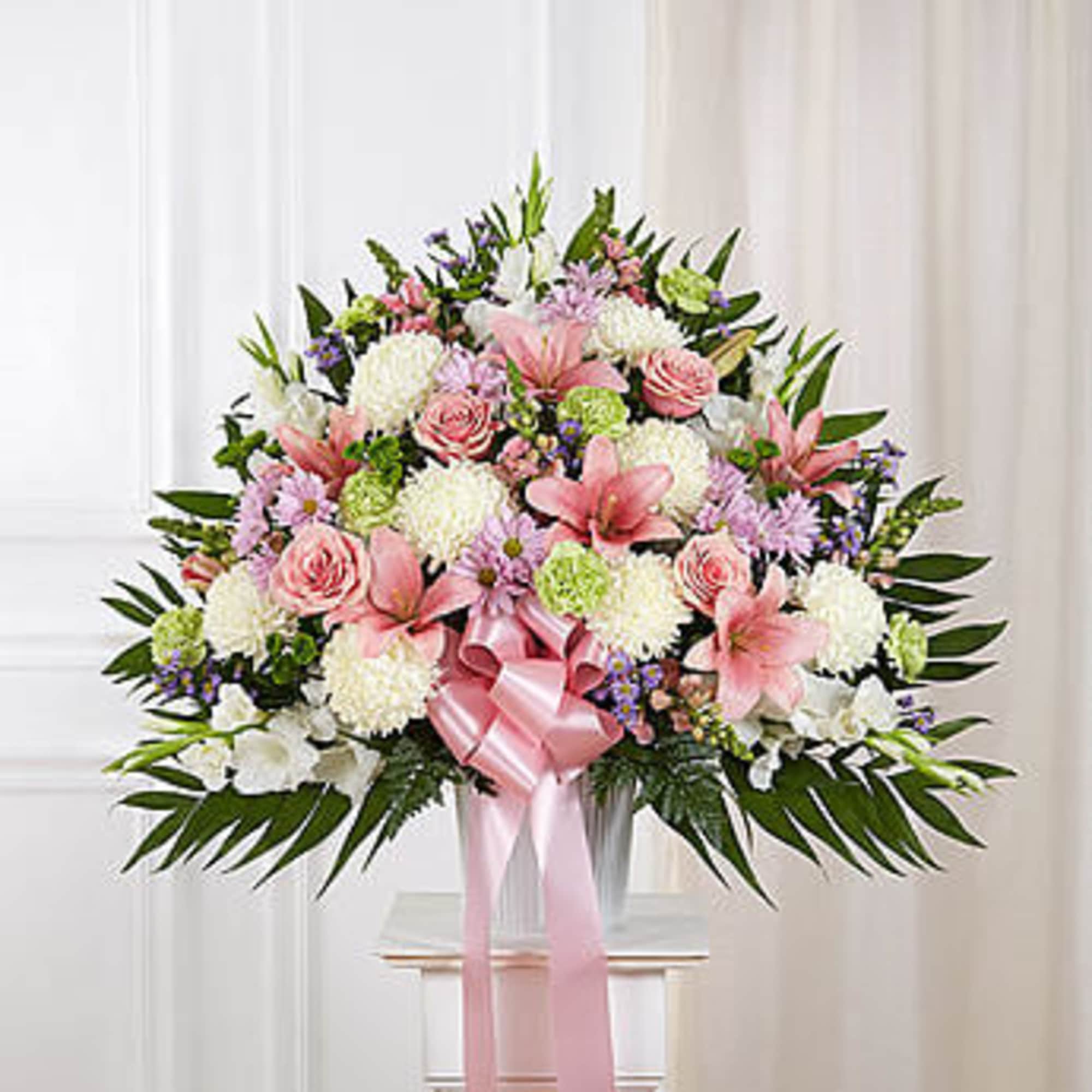 Product ID: 91407


Your heart is filled with sympathy, love and remembrance. This