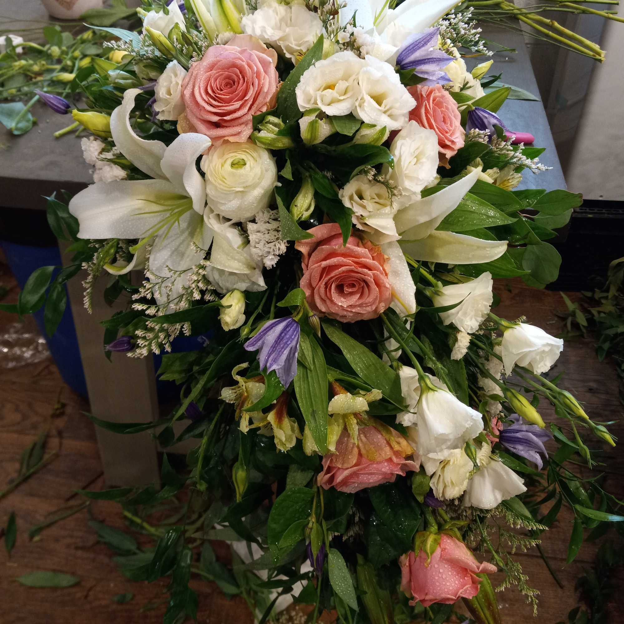 Light mix of white, pink and light purple in one gorgeous cascade