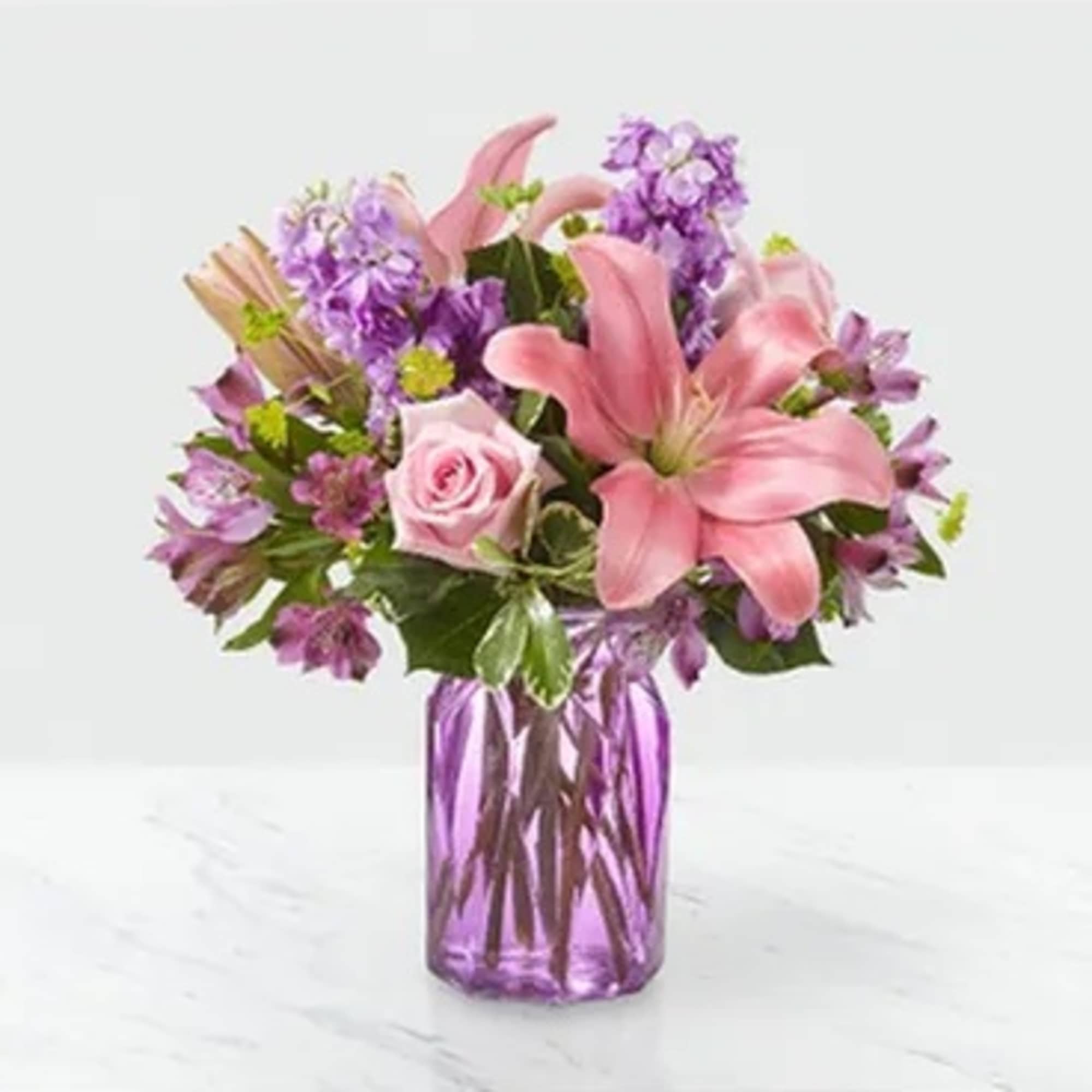 There&rsquo;s something about a charming mix of pink and purple florals that