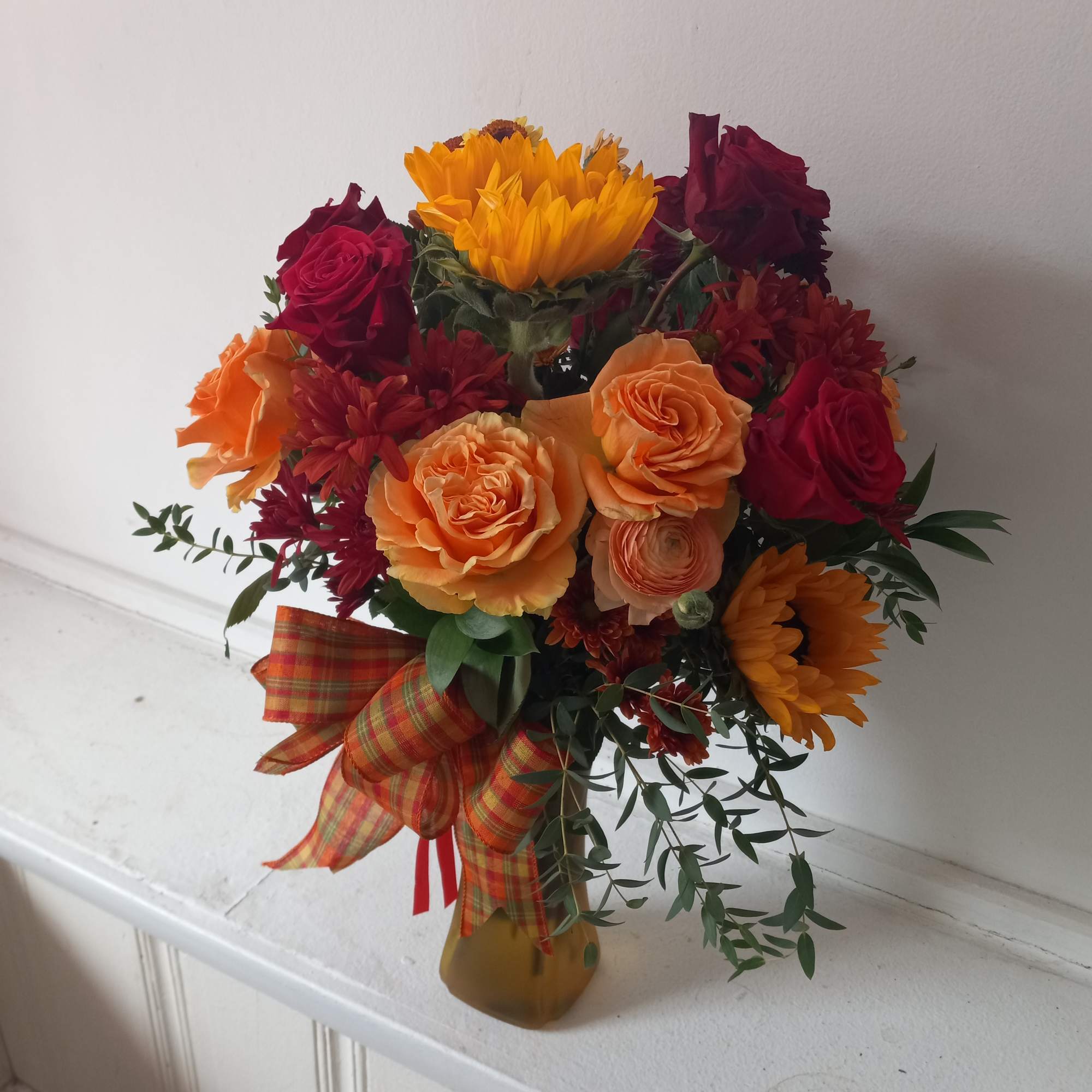 Bright seasonal mixed bouquet