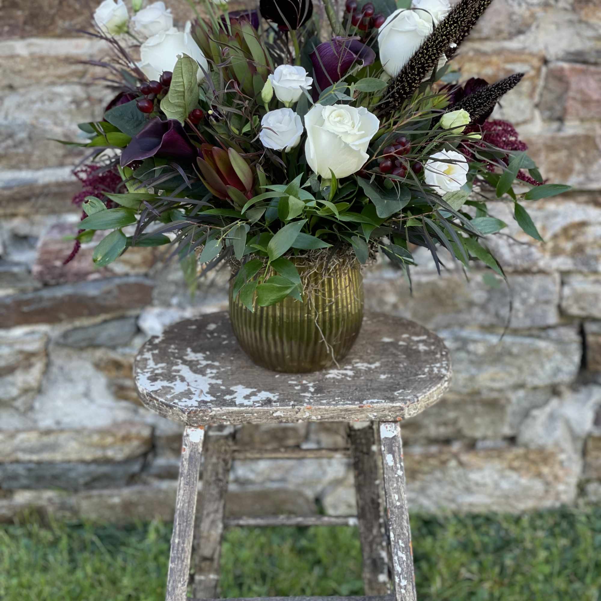 Our Frequent Flower Club features arrangements created with our freshest seasonal blooms.