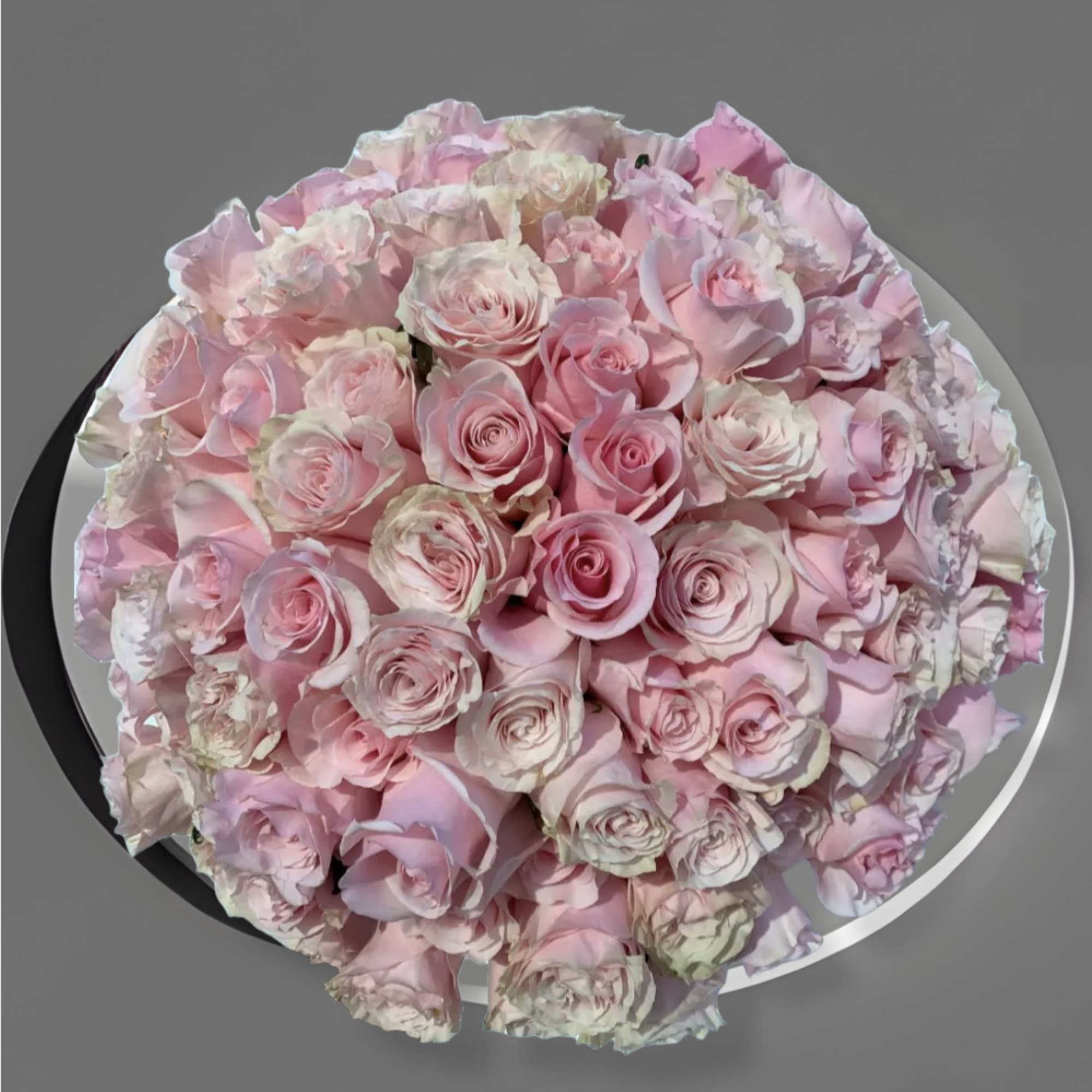 100 pink roses hand-tired bouquet 