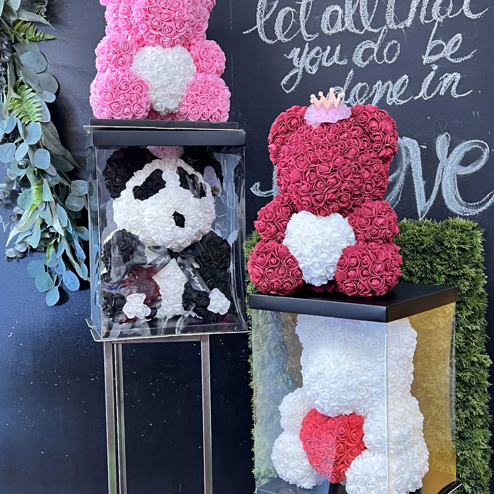 Gorgeous teddy bear handmade of roses that last forever.
15x12