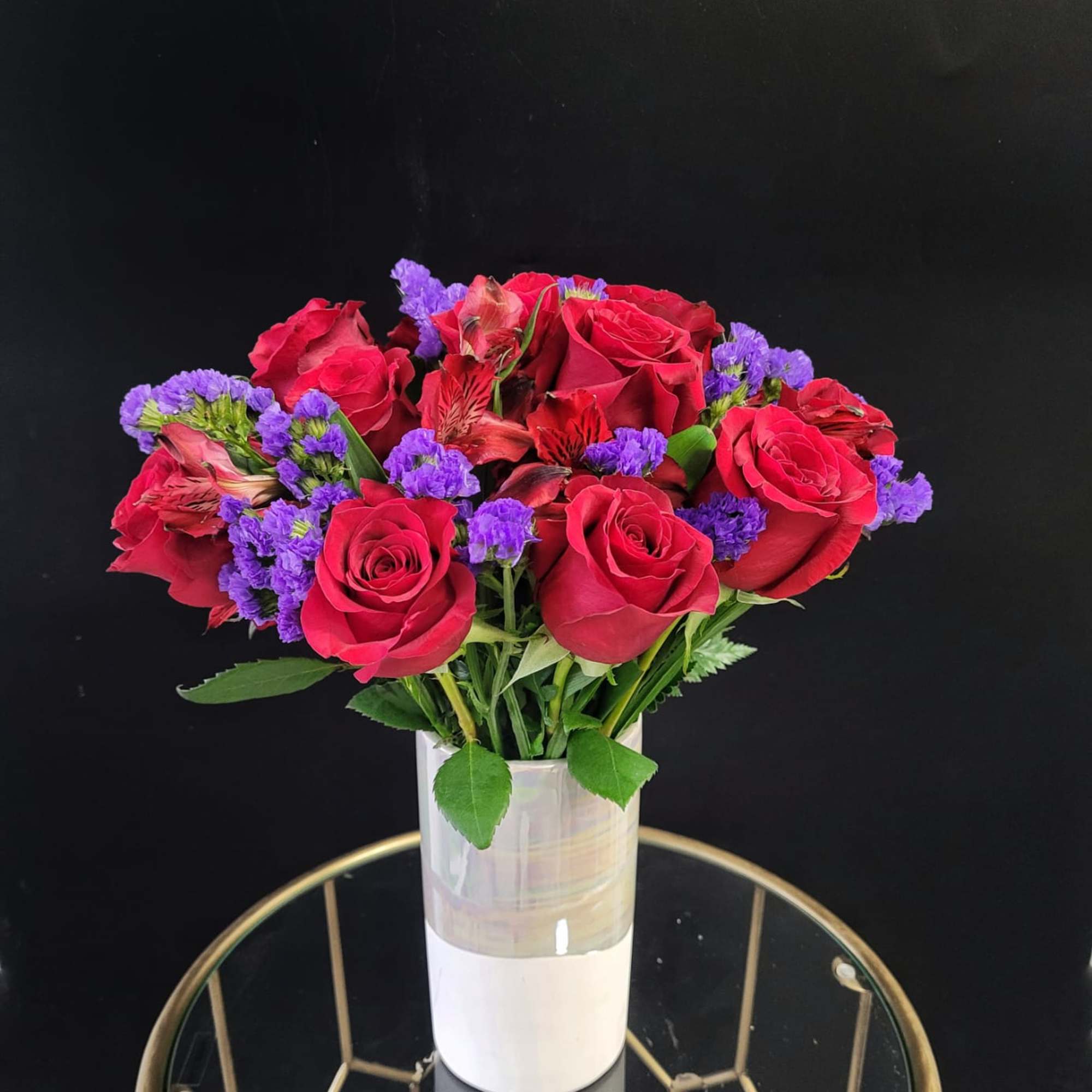 This Bouquet makes for a great gift for your partner of love.