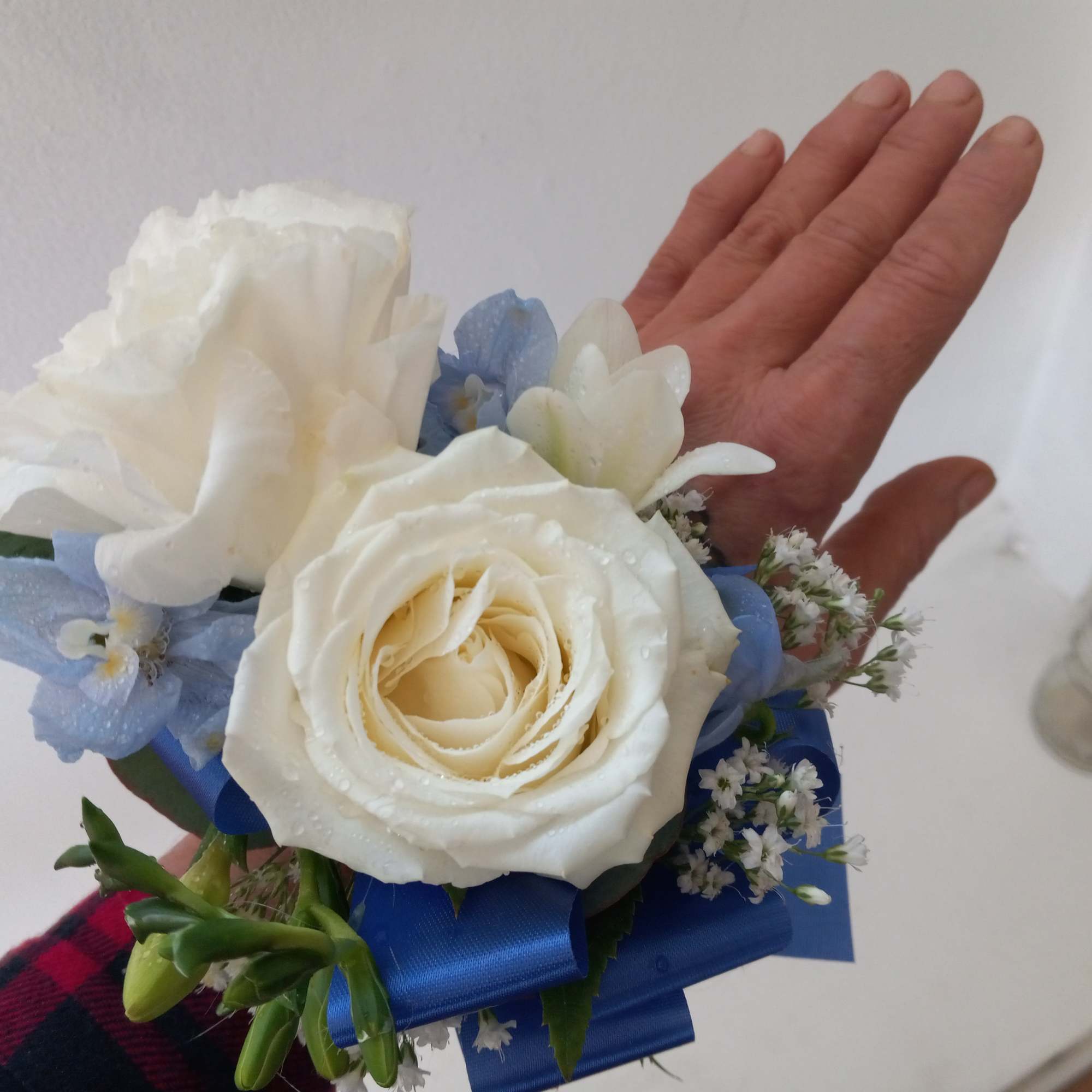 Beautiful wrist corsages for graduation