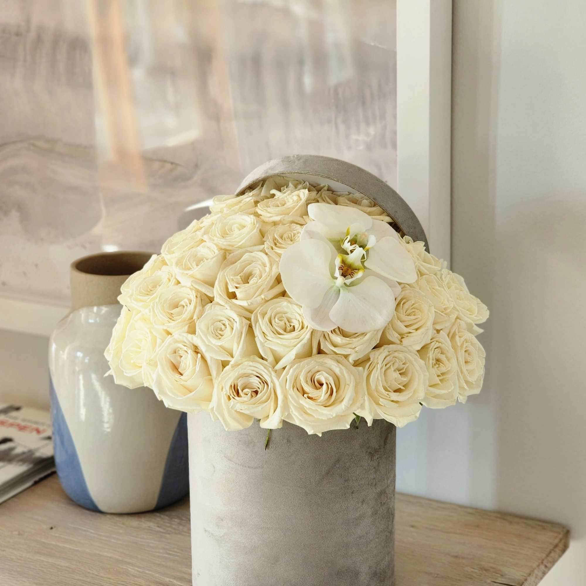 The Flowers in the interior...
Our luxury box of white roses is a