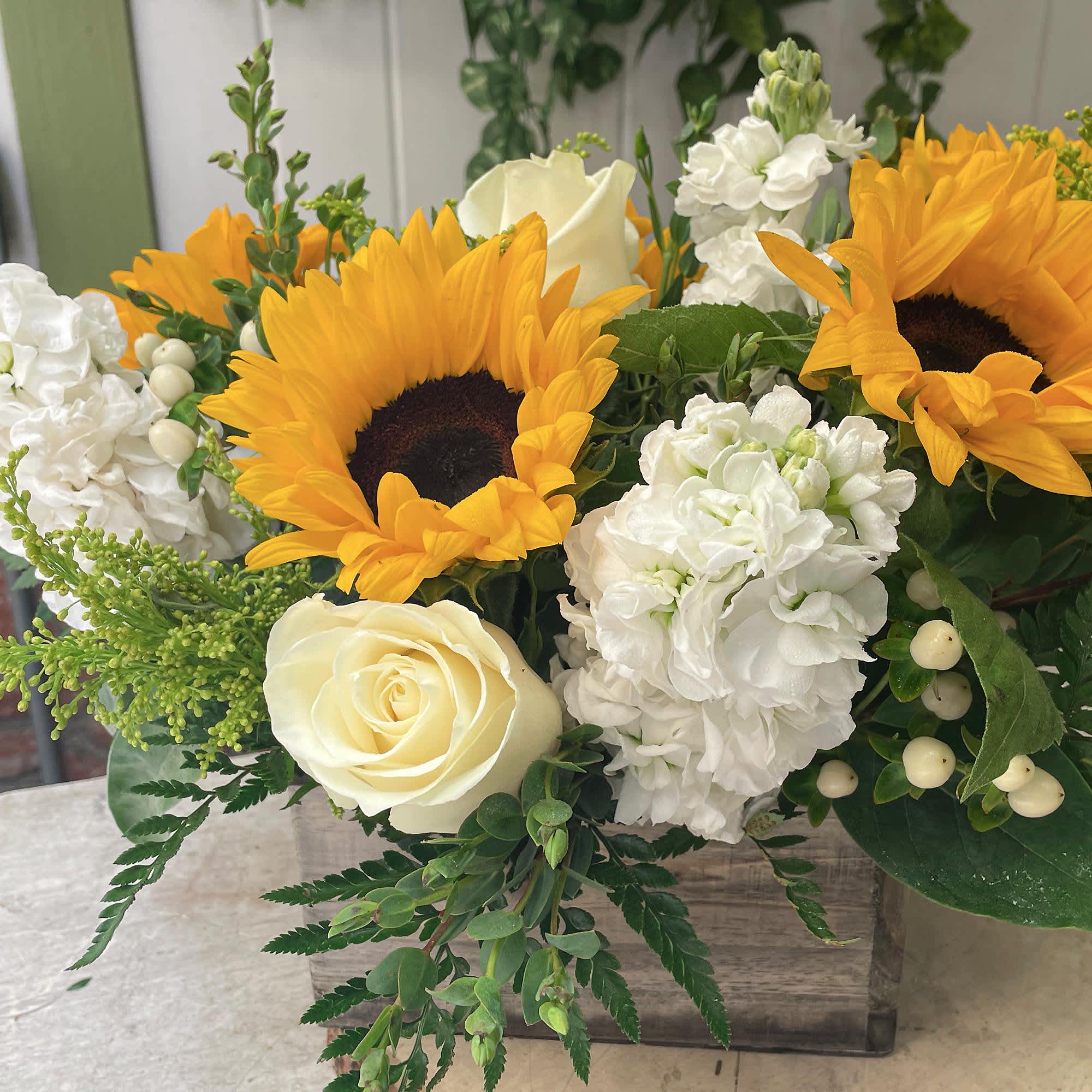 Carry around the glow of the sun wherever you go with this