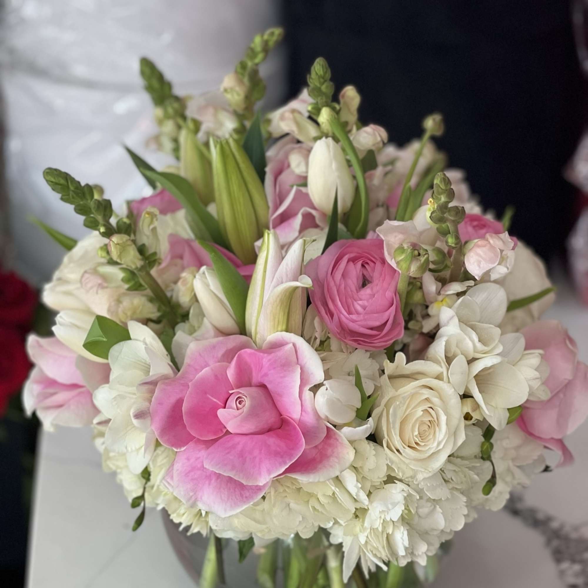 fishboll of mix flowers 