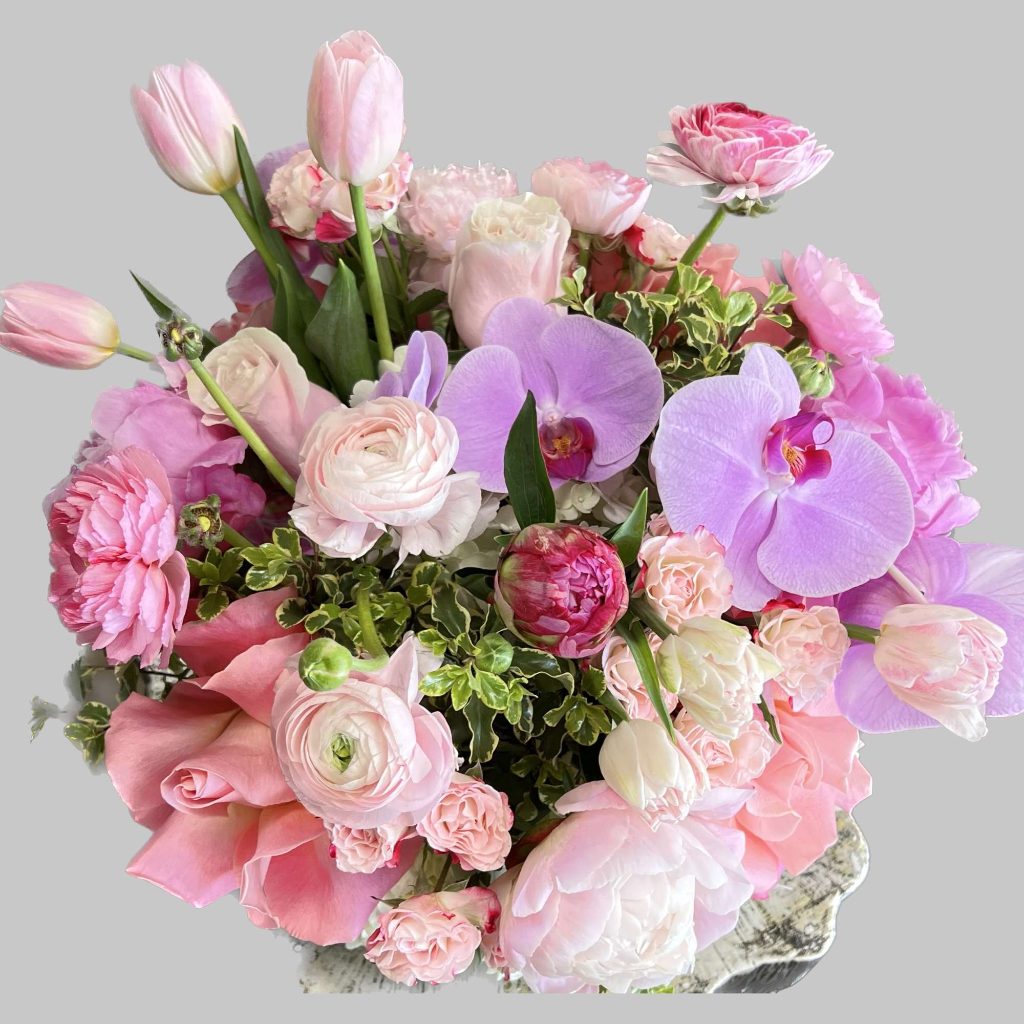 A lovely color roses brightens and lifts any room (and relationship!) A