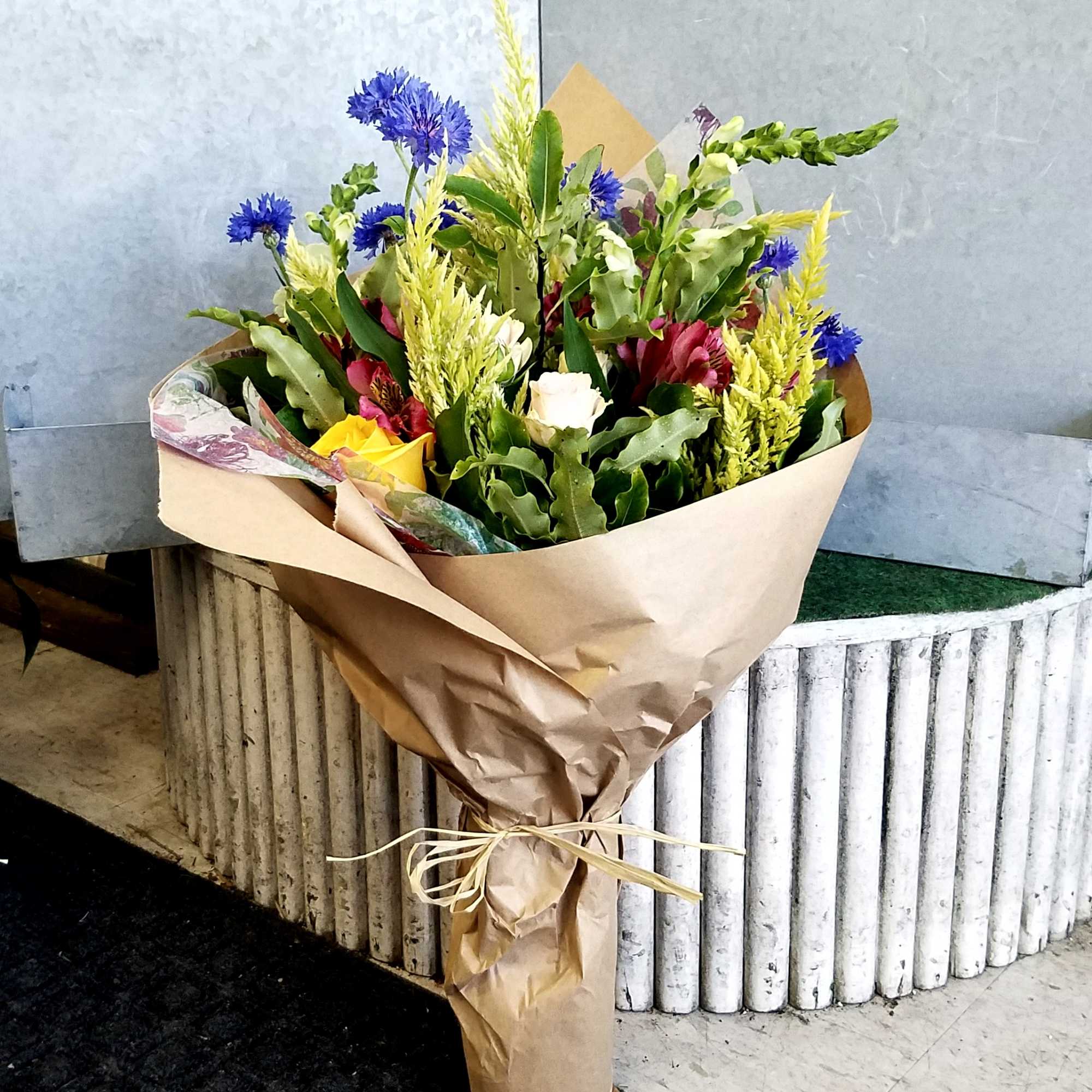 If you or your lucky recipient already has their own vase, we