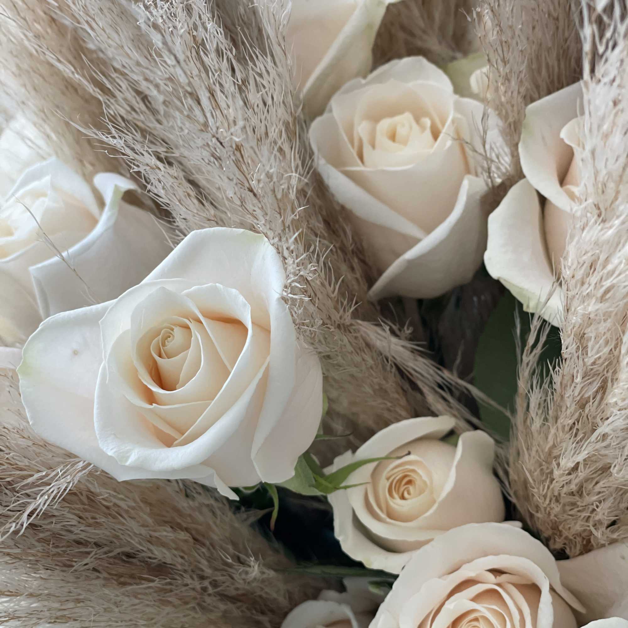 This incredible arrangement offers a modern design with a full, lush finish.