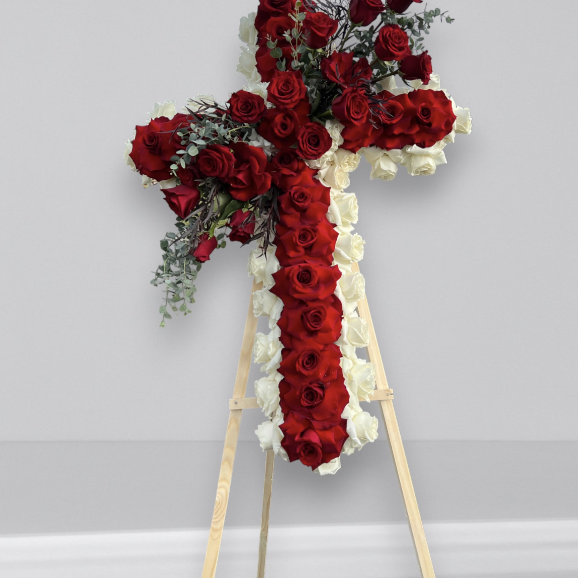 Invite beauty to your love ones with elegant funeral arrangement, presented in