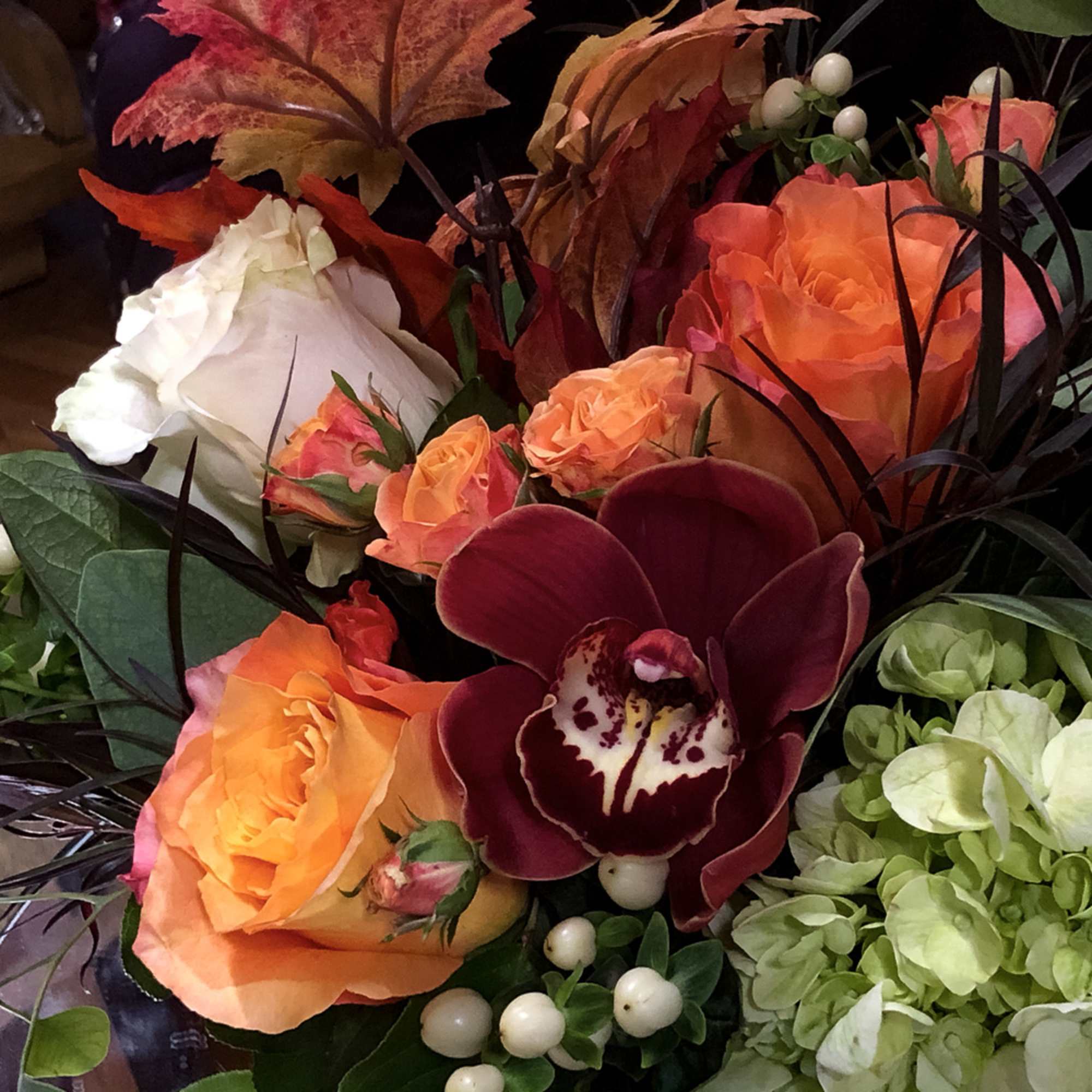 Love Autumn colors? Bring the colors of autumn in the summer with