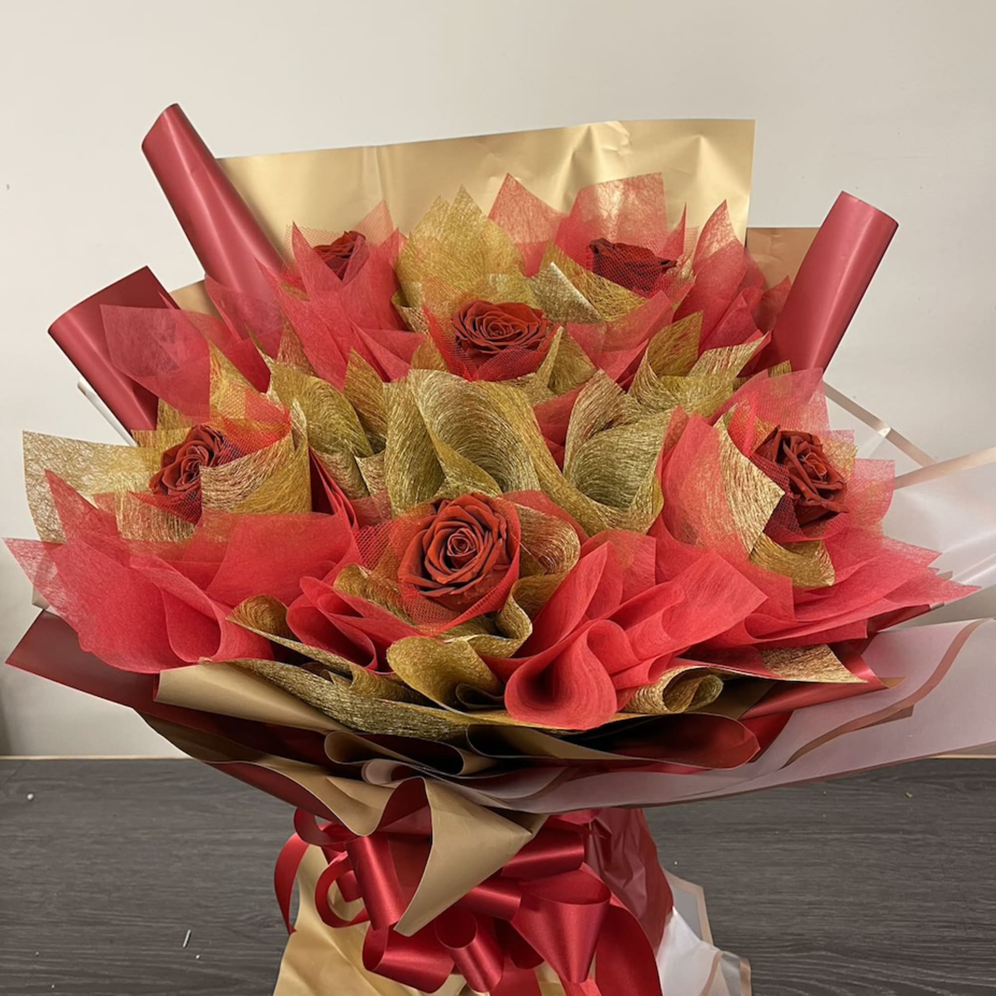 Roses Wrapped and Arranged in Vase.
Can be made in any color and